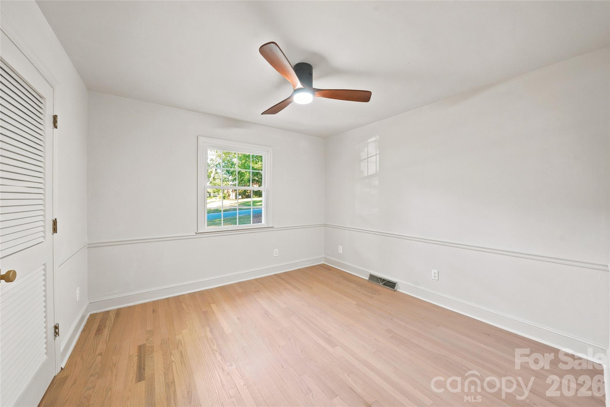 7527 Gayle Avenue Property Photo 30