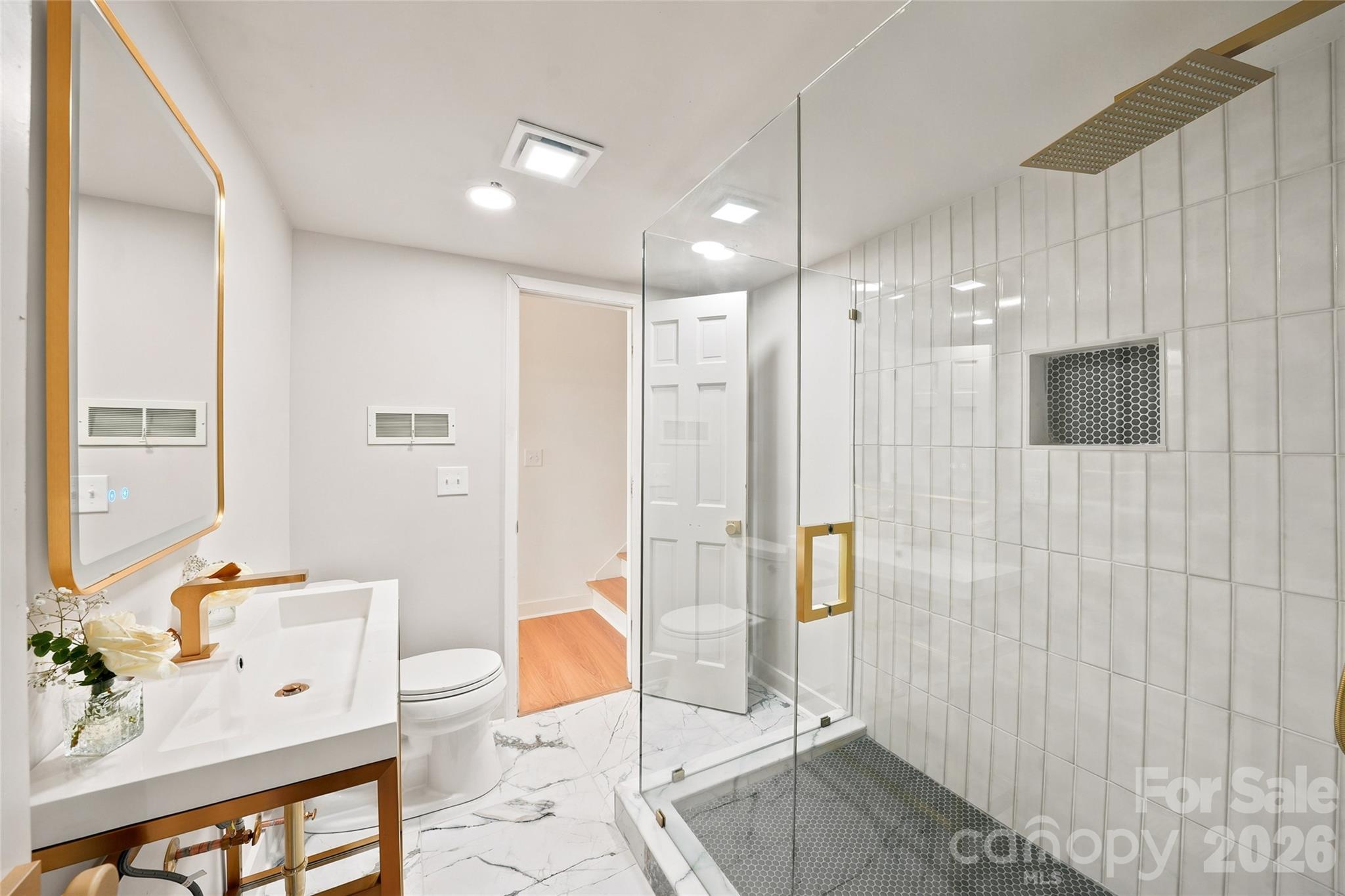7527 Gayle Avenue Property Photo 36