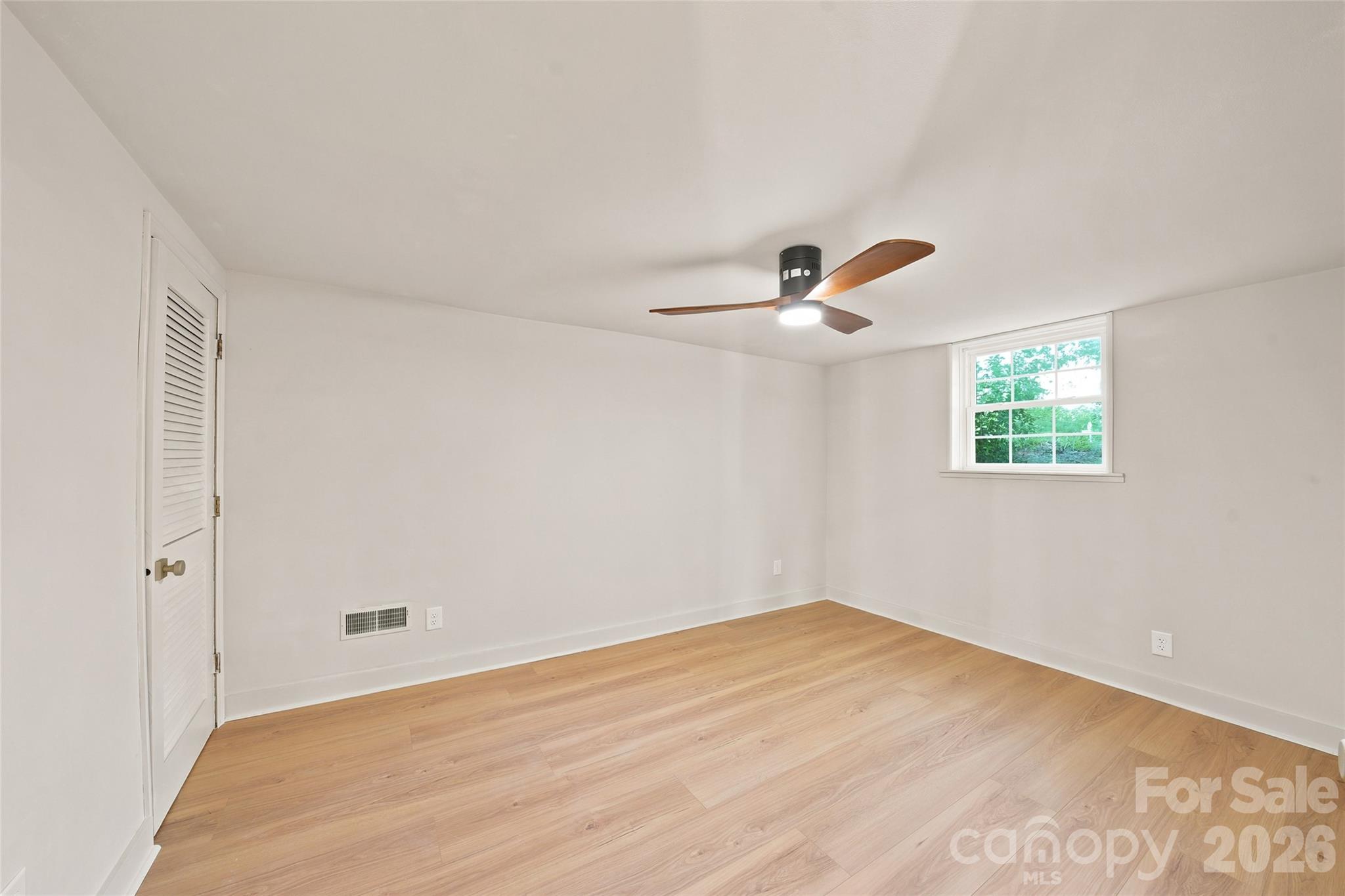 7527 Gayle Avenue Property Photo 36