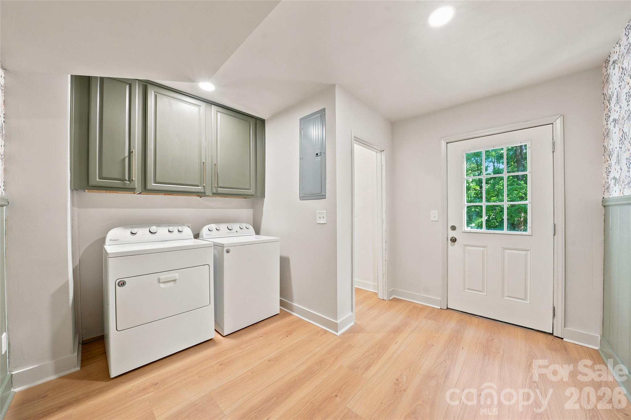 7527 Gayle Avenue Property Photo 43