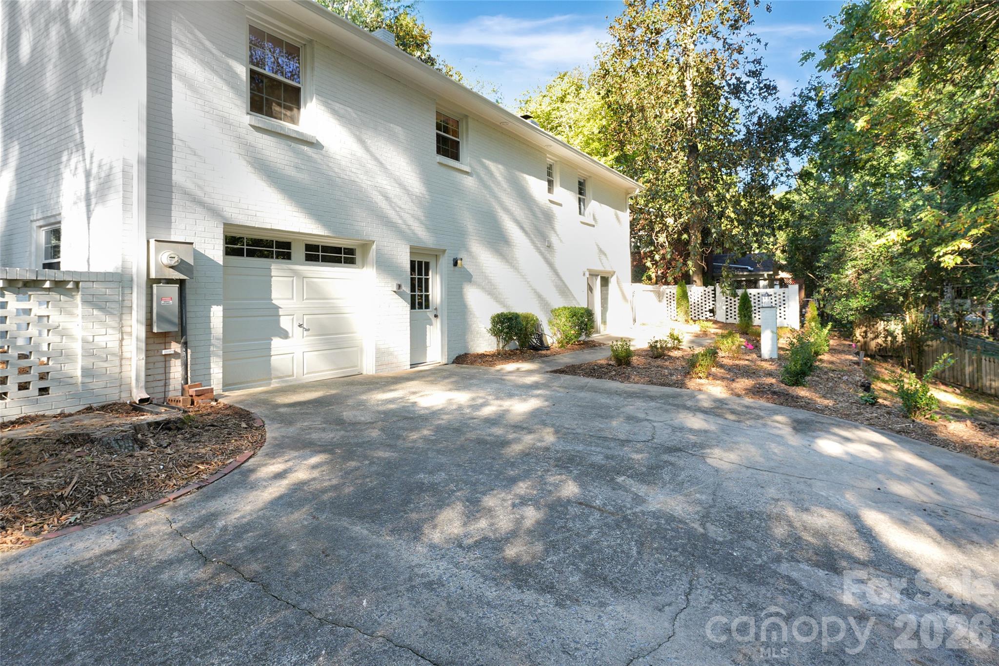 7527 Gayle Avenue Property Photo 45