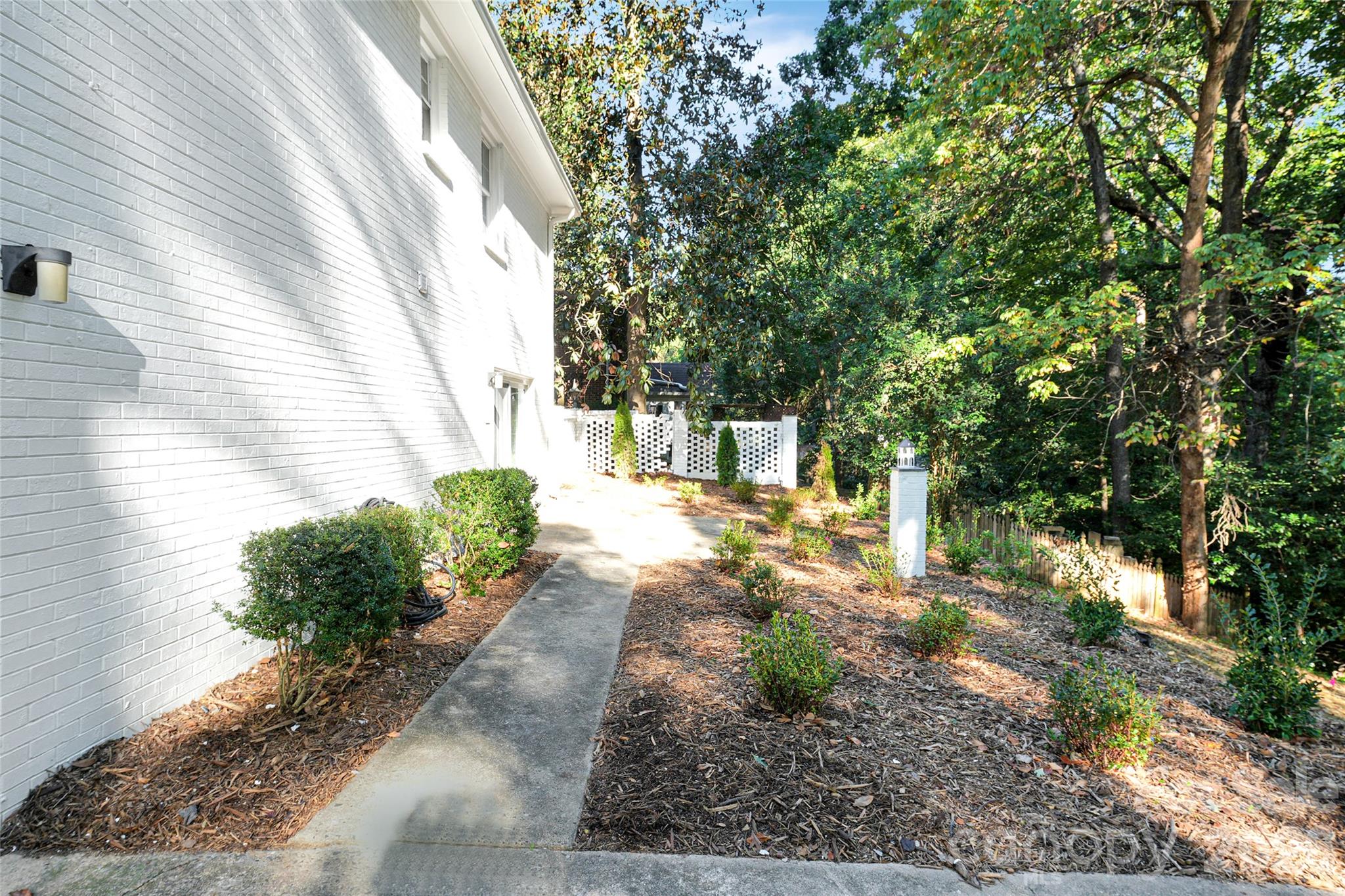 7527 Gayle Avenue Property Photo 48