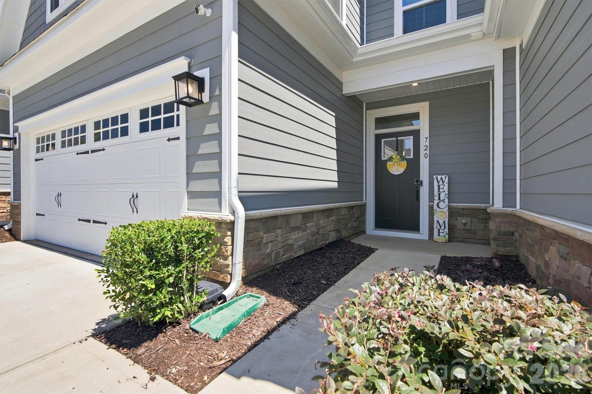 720 Hazel Way Property Photo 3