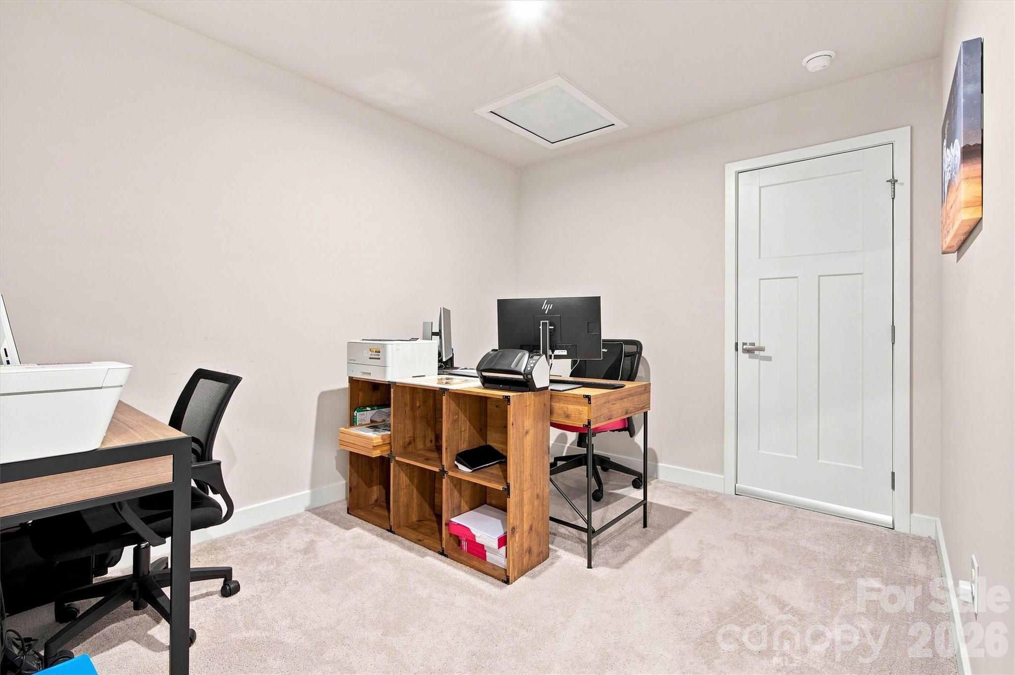 720 Hazel Way Property Photo 31