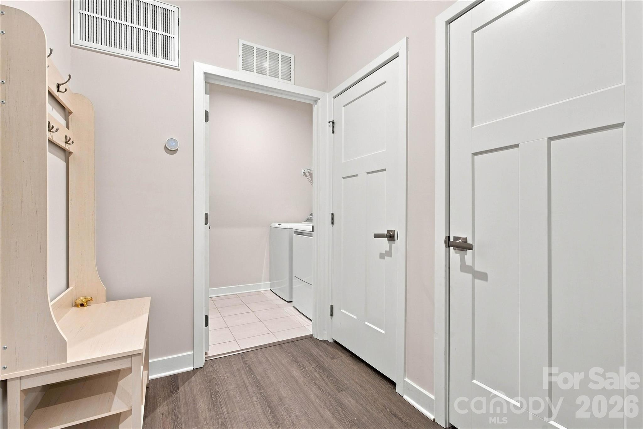 720 Hazel Way Property Photo 32