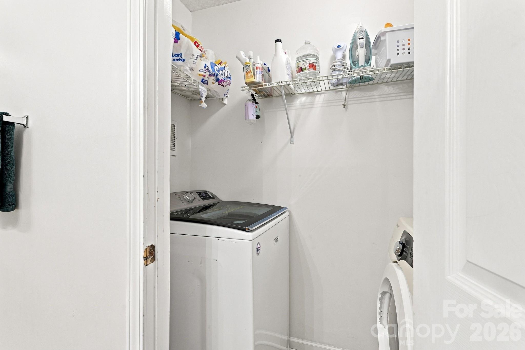 10171 Reindeer Way Lane Property Photo 8