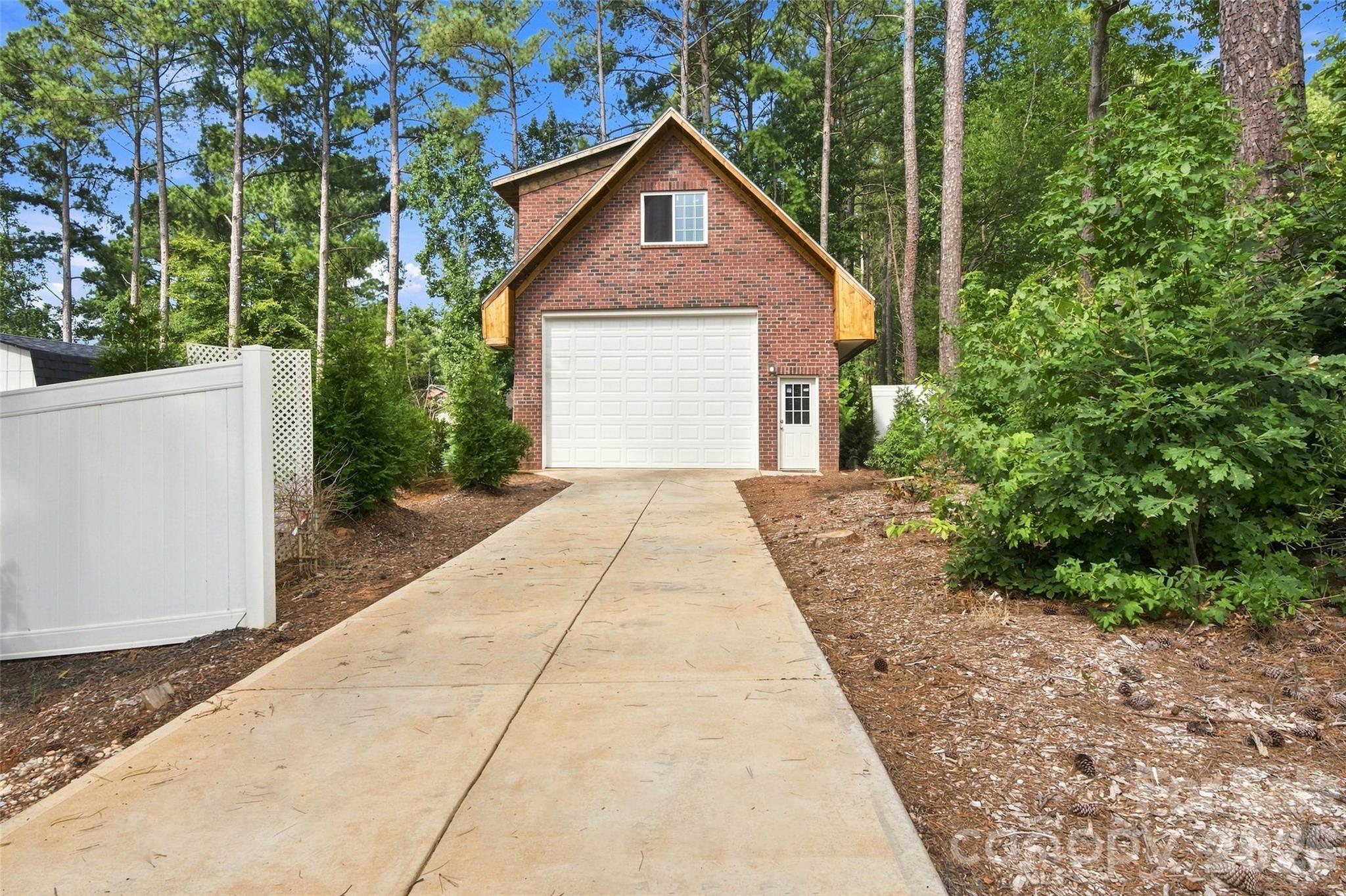 7189 Windy Pine Circle 23 Property Photo 3
