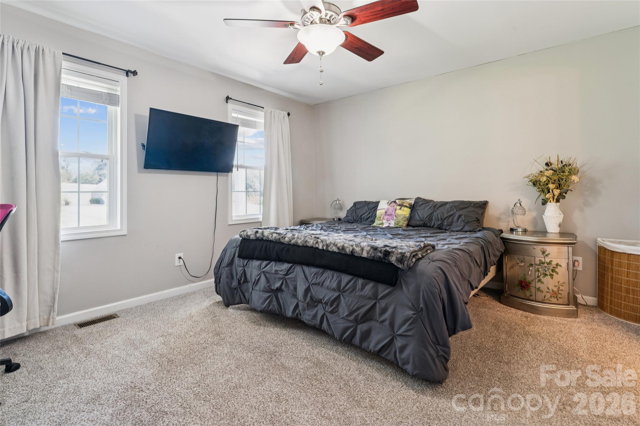550 Stable Brook Lane Property Photo 17