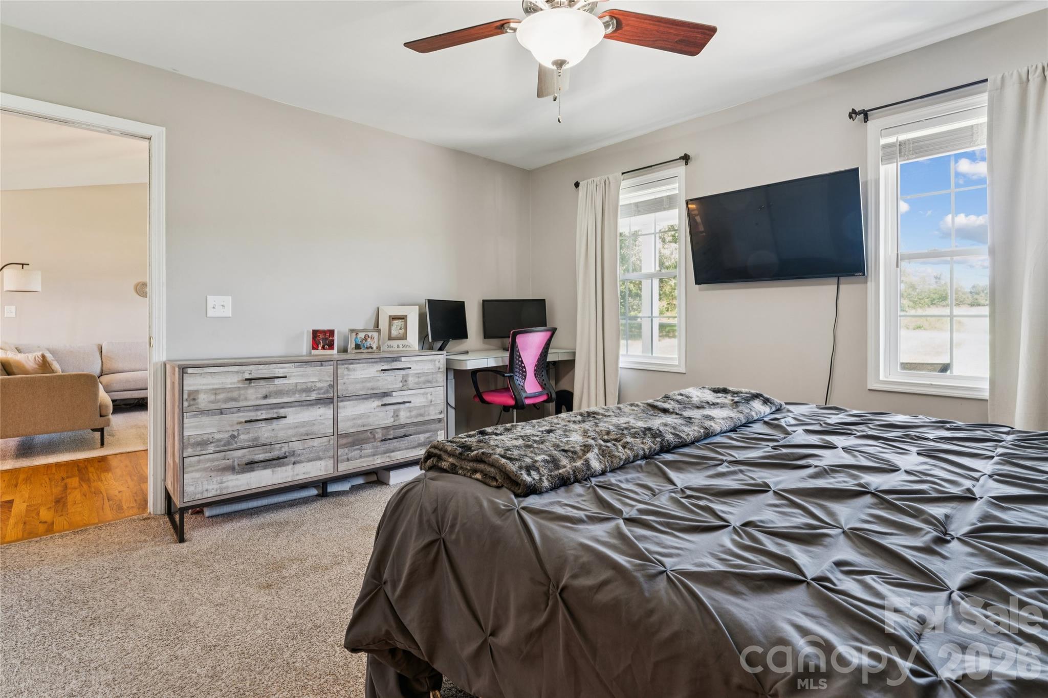 550 Stable Brook Lane Property Photo 18