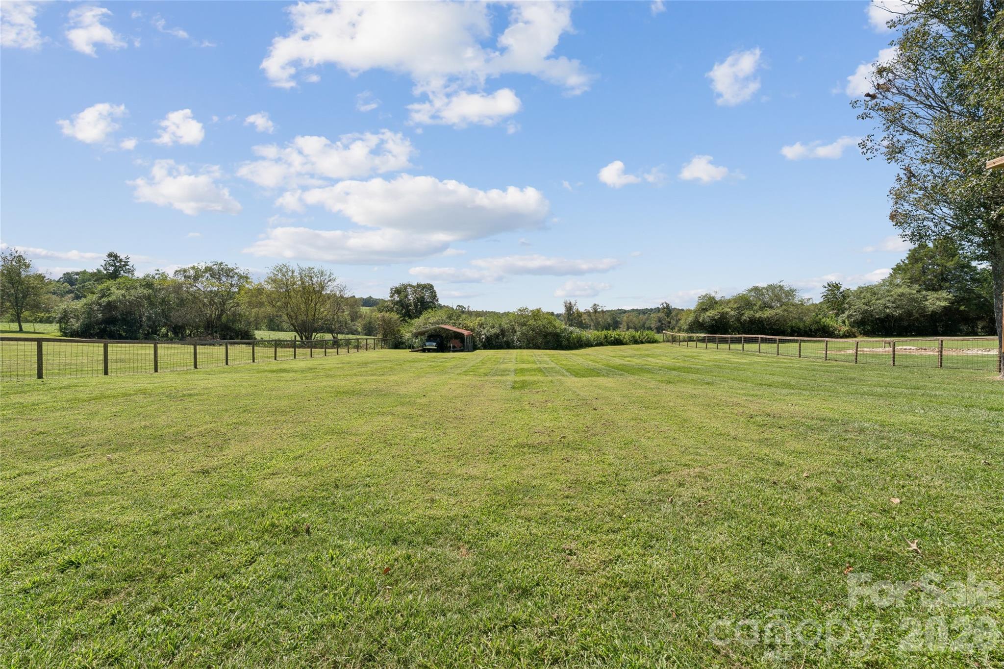 550 Stable Brook Lane Property Photo 29