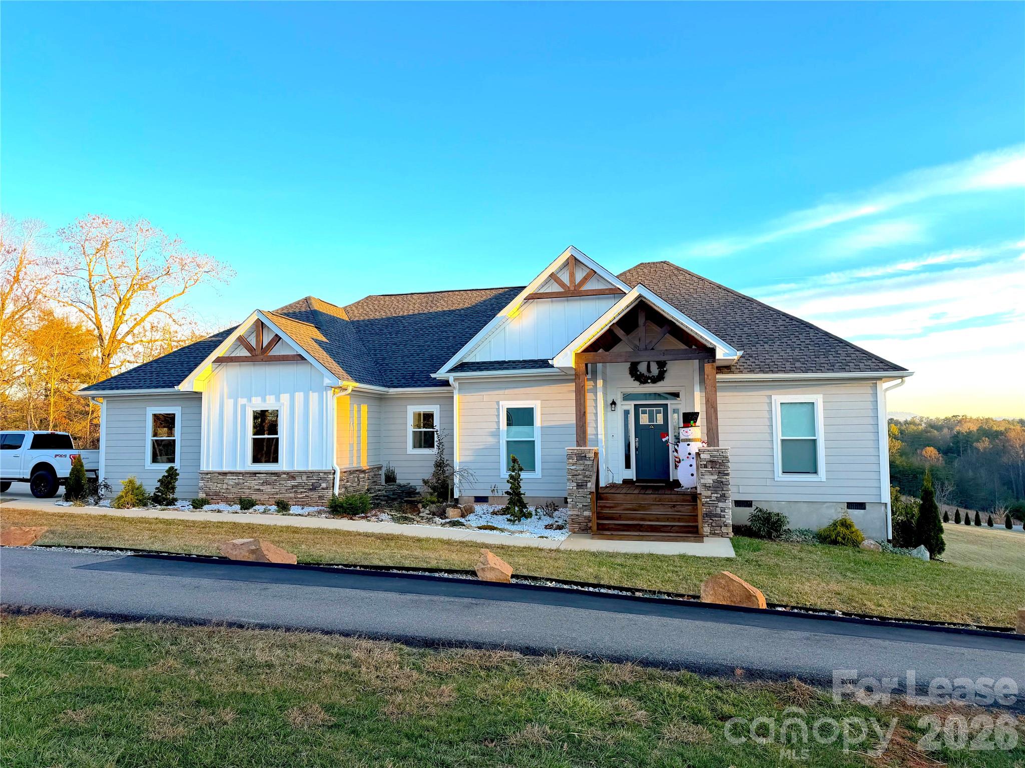 77 Horizon Way Property Photo 1