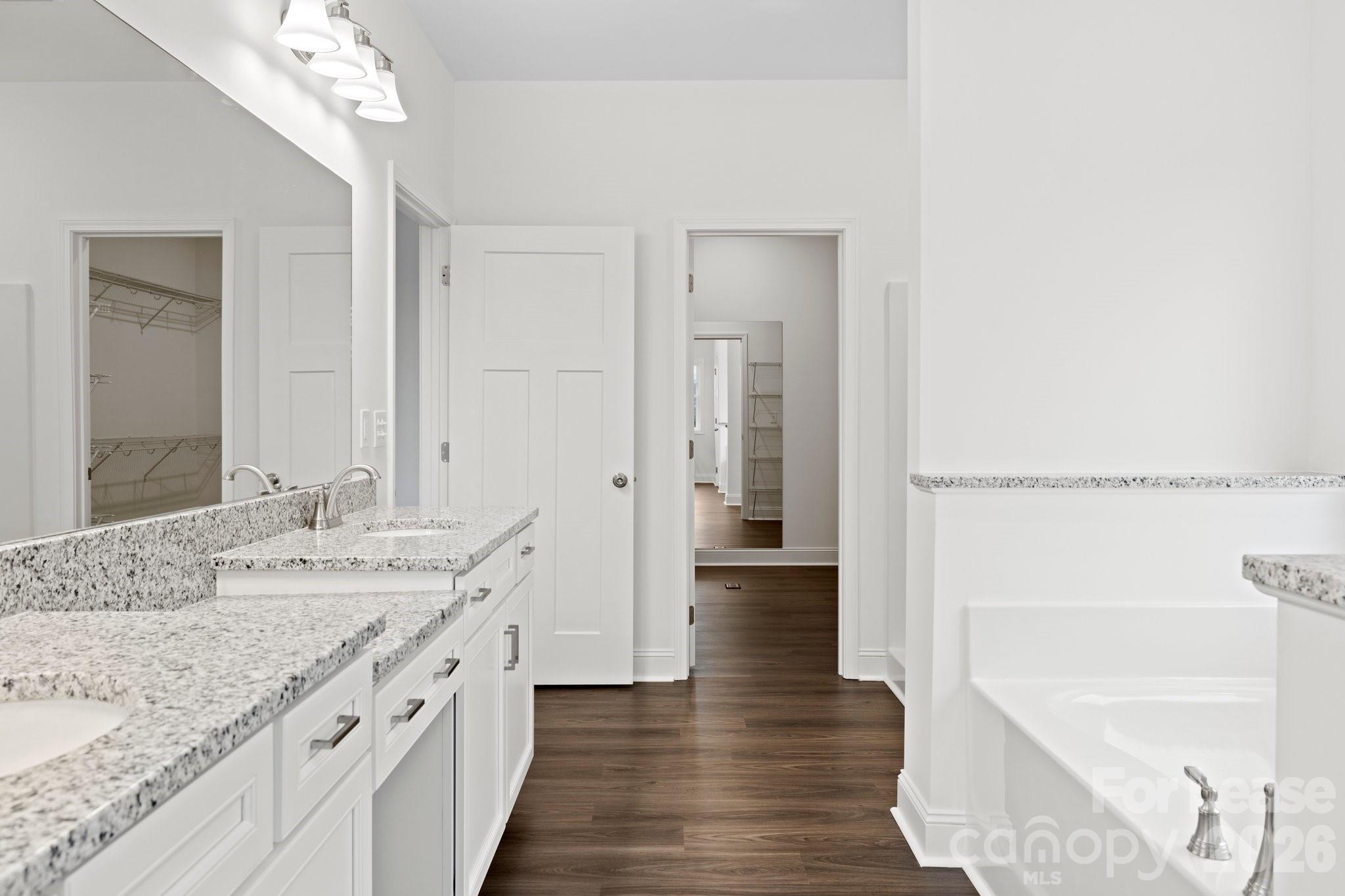 77 Horizon Way Property Photo 11