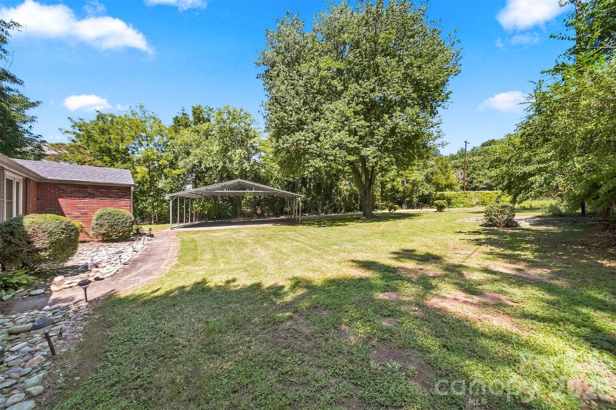 35 Loudonya Lane Property Photo 27