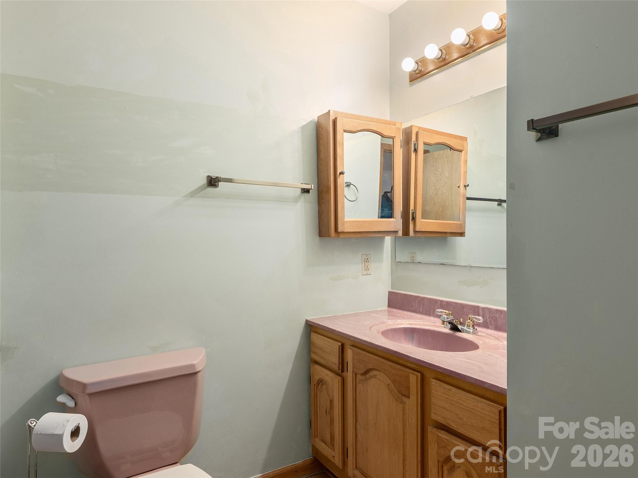 63 Independence Boulevard Property Photo 22