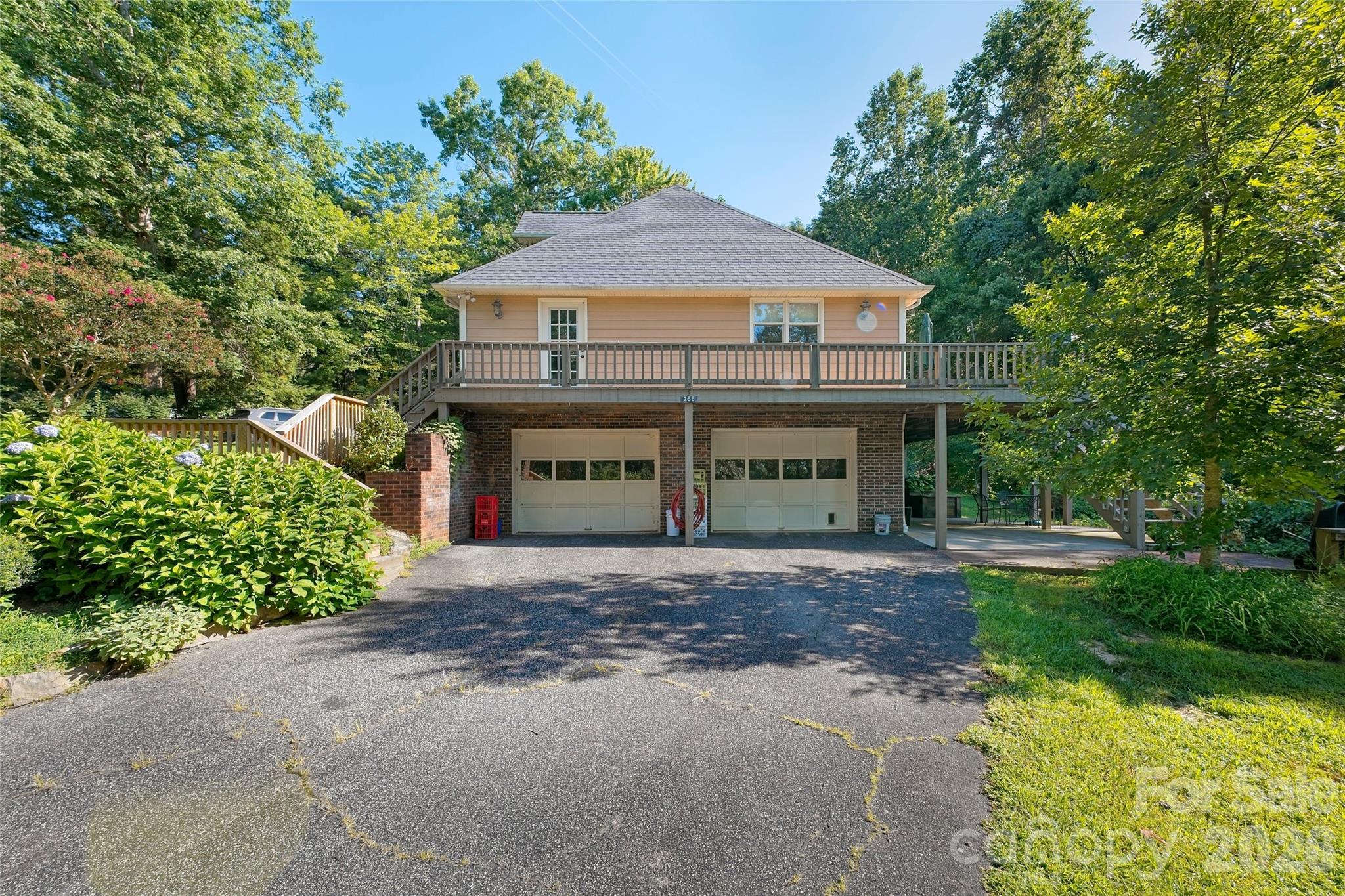 266 Cedarbrook Lane Property Photo 32