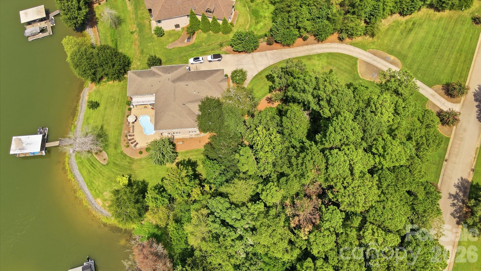 2725 Windswept Cove Property Photo 8