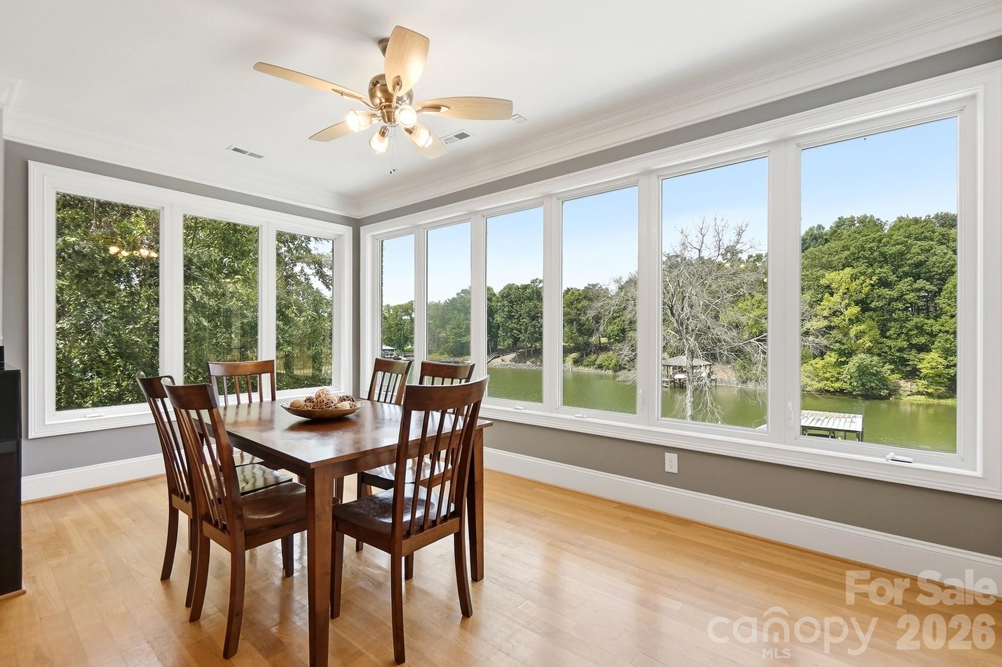 2725 Windswept Cove Property Photo 18