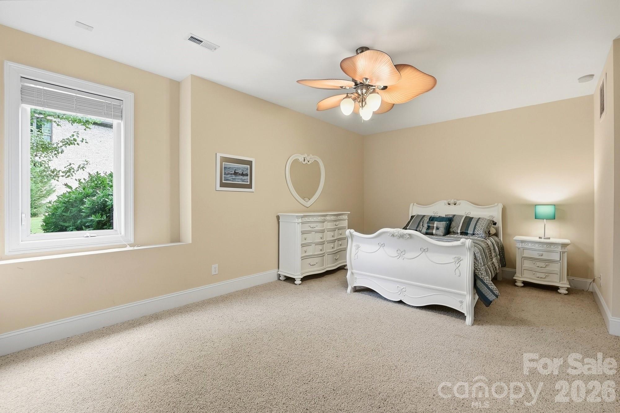 2725 Windswept Cove Property Photo 32