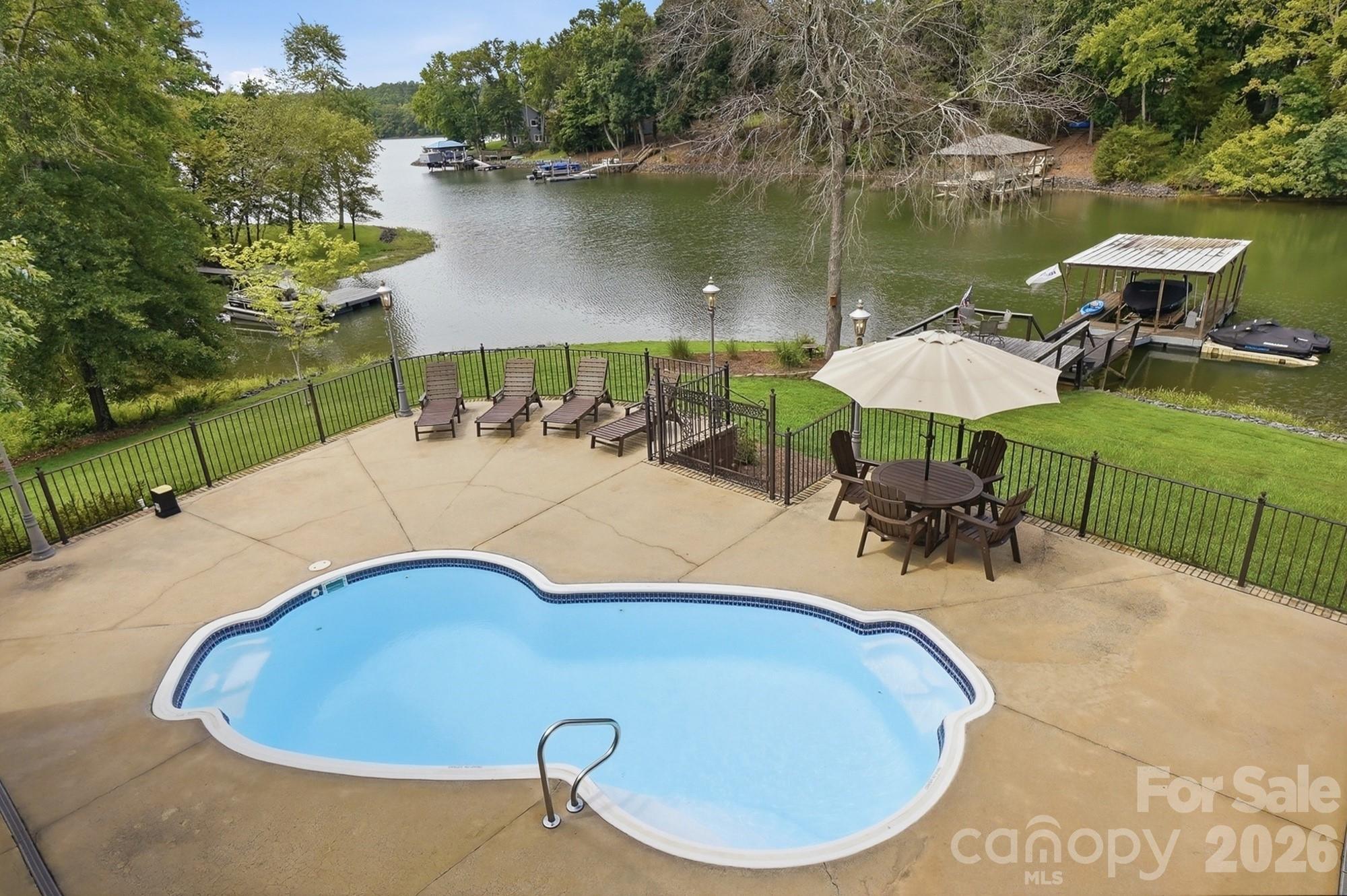 2725 Windswept Cove Property Photo 41