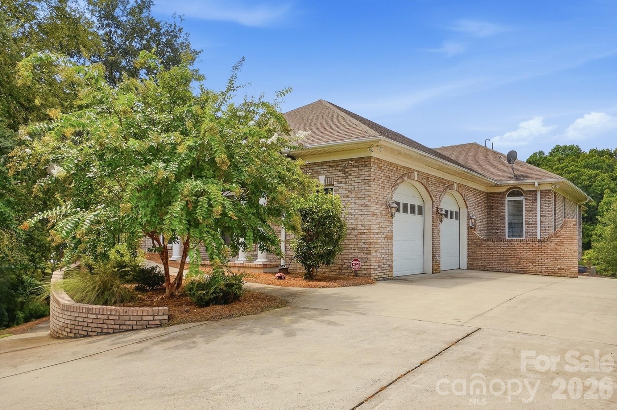 2725 Windswept Cove Property Photo 47