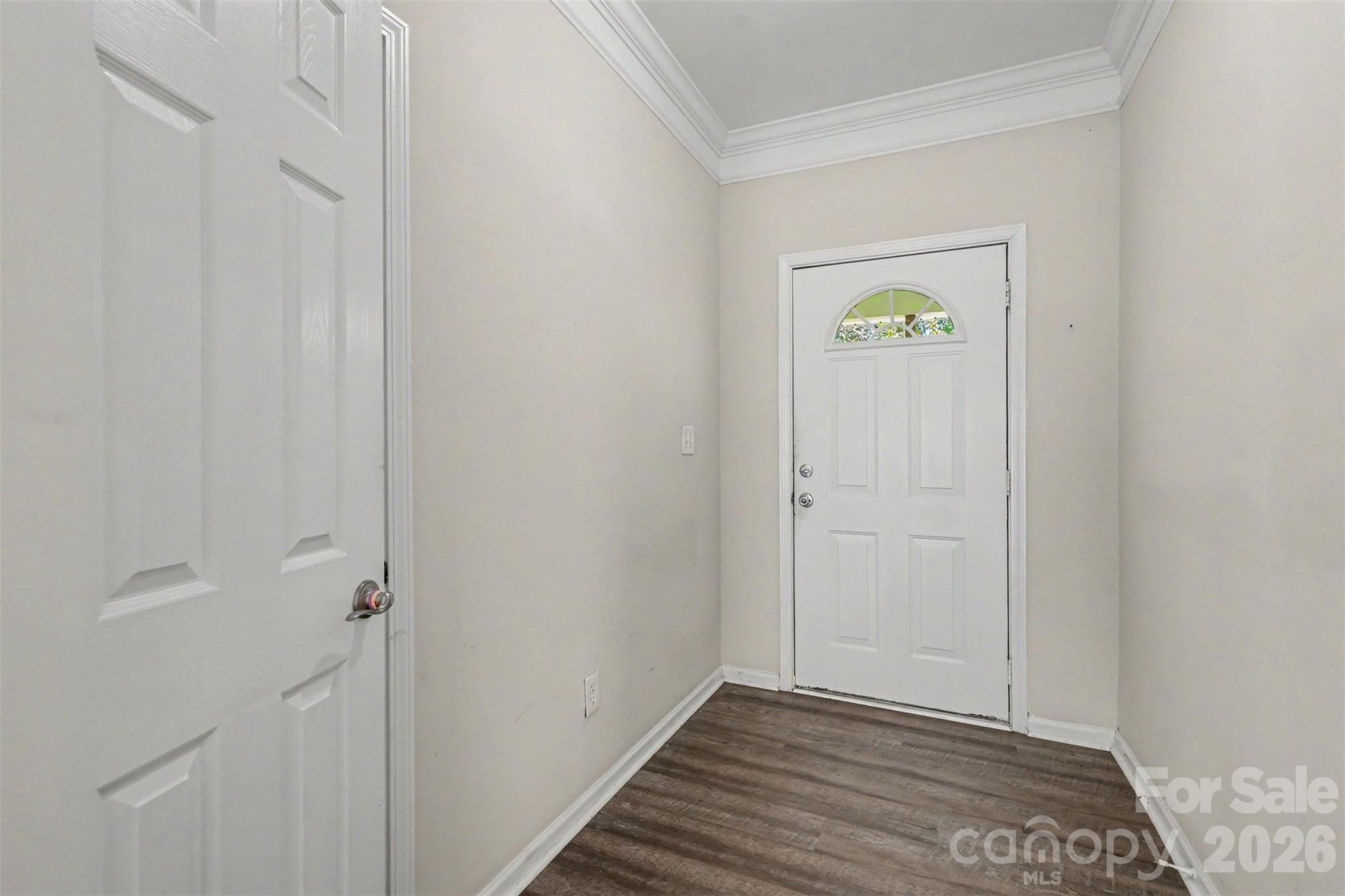 9223 Ladson Road Property Photo 5