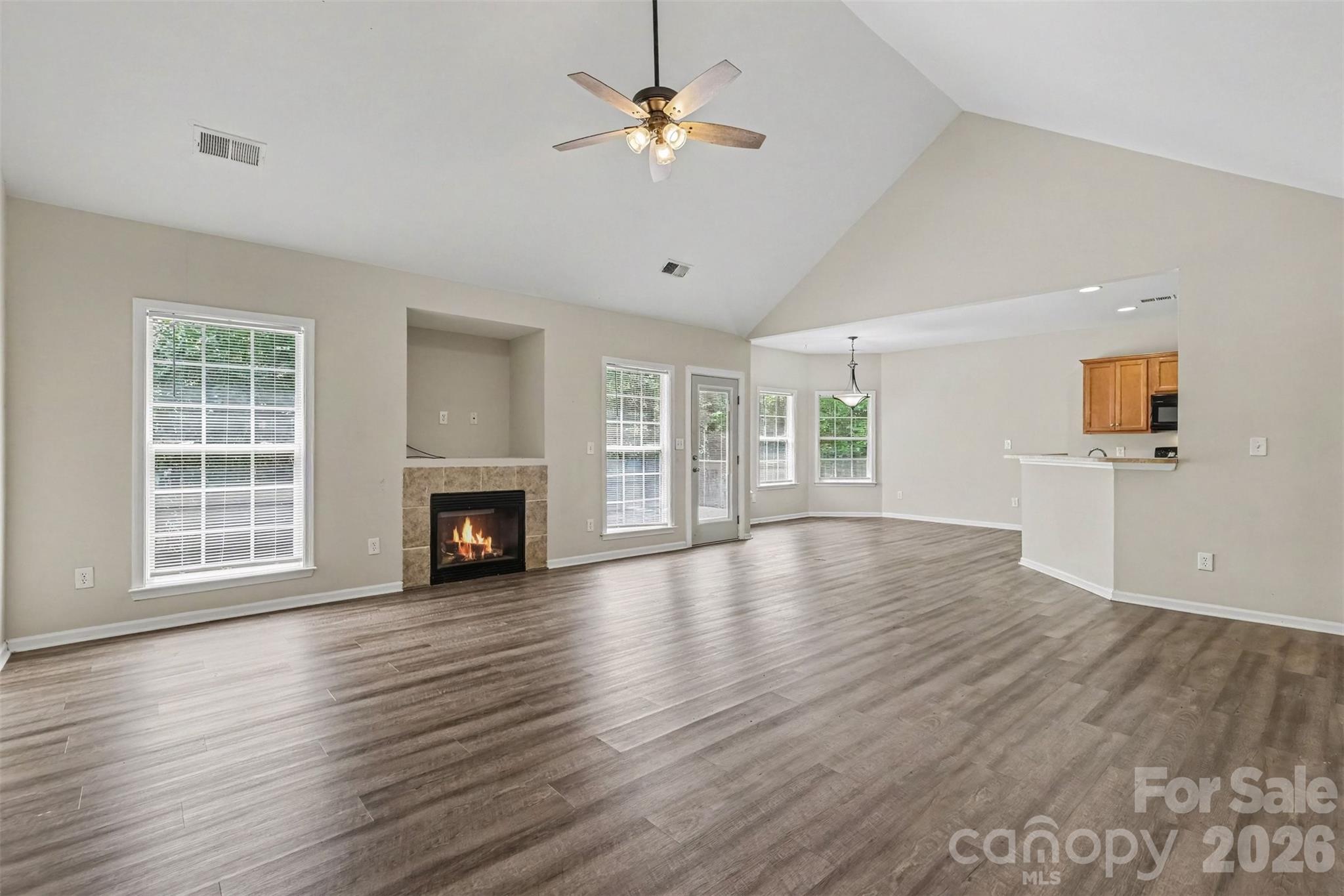 9223 Ladson Road Property Photo 7
