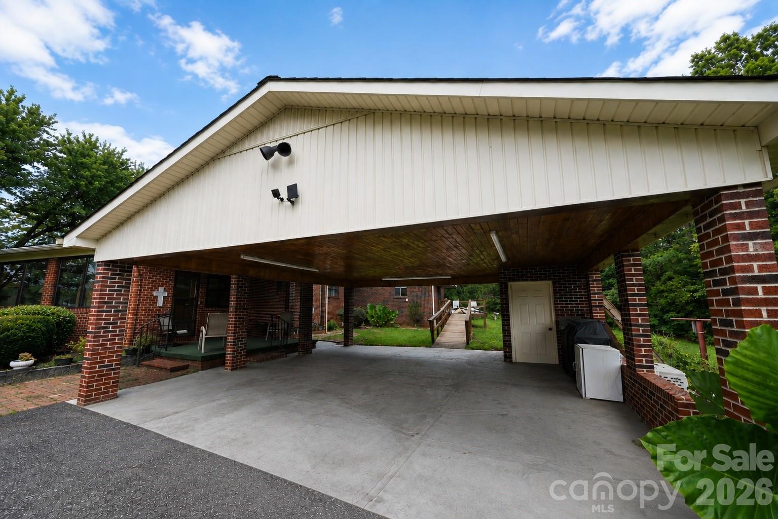 8031 George Hildebran School Road Property Photo 3