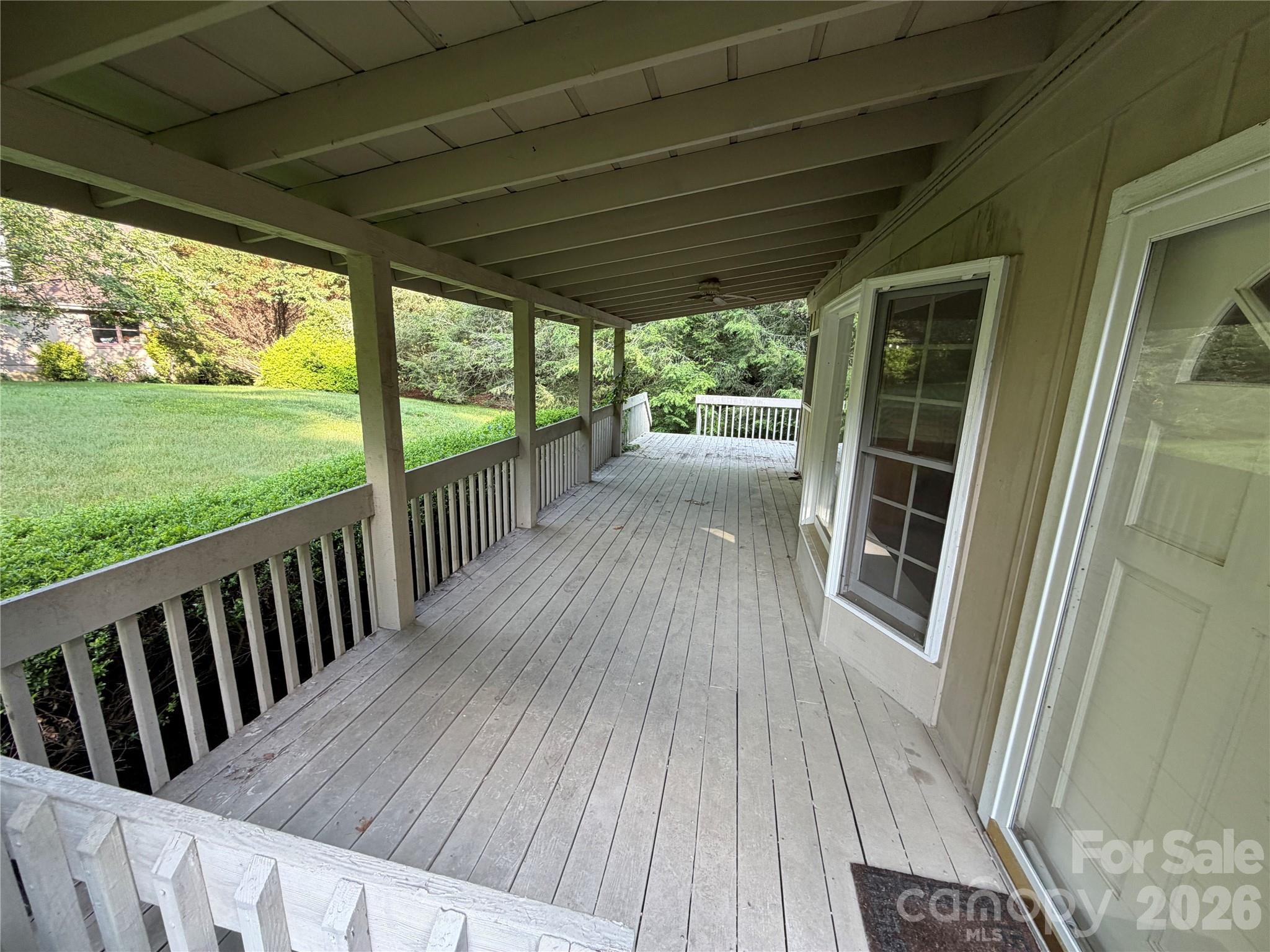 29 Crystal Springs Trail Property Photo 4