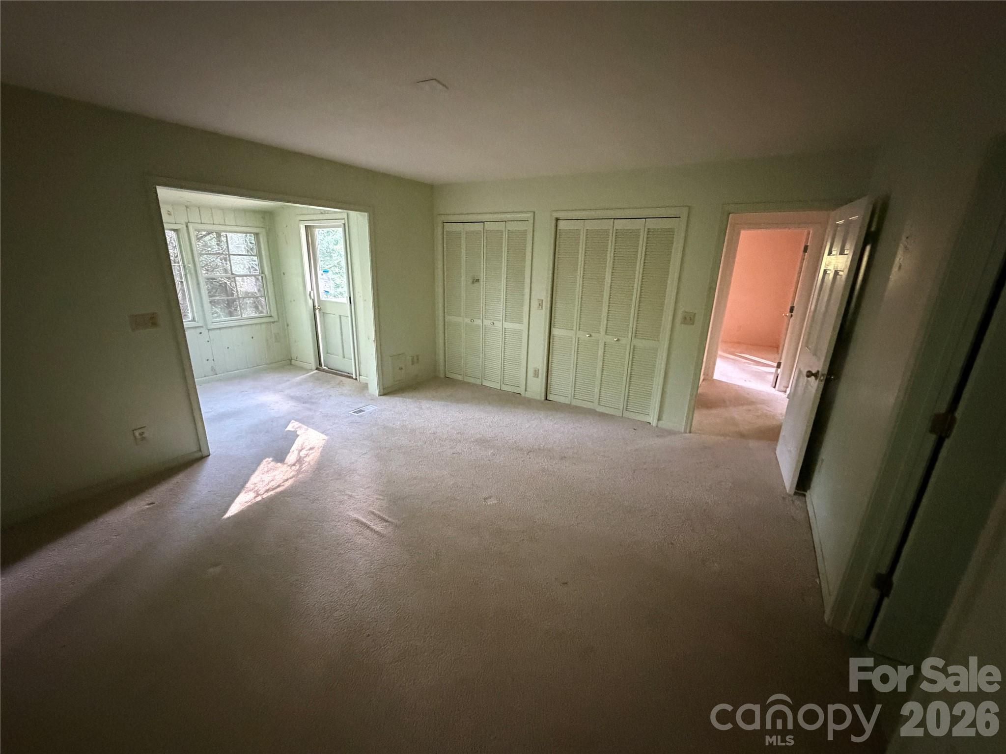 29 Crystal Springs Trail Property Photo 11