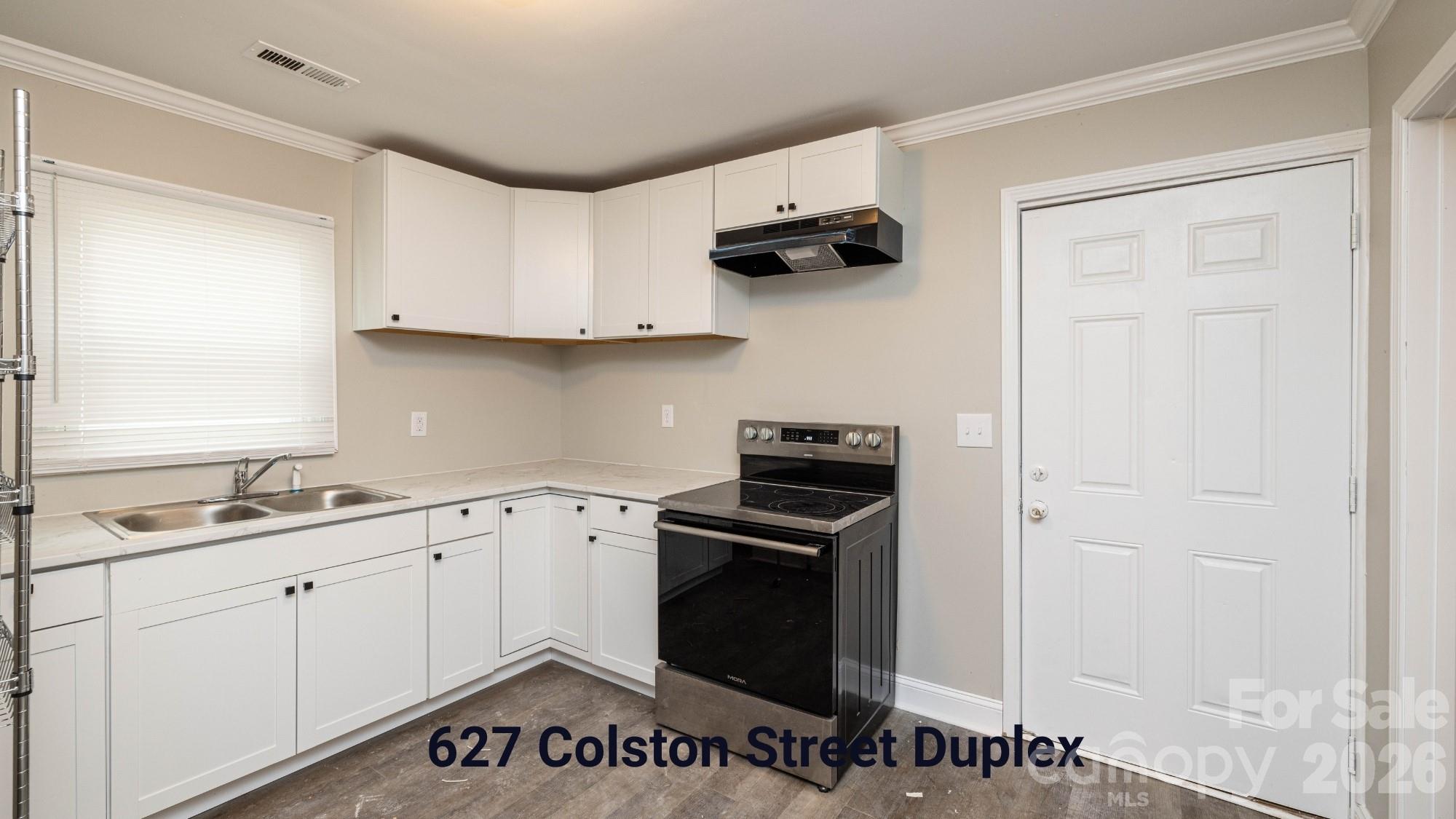 503 Coggins Avenue Property Photo 13