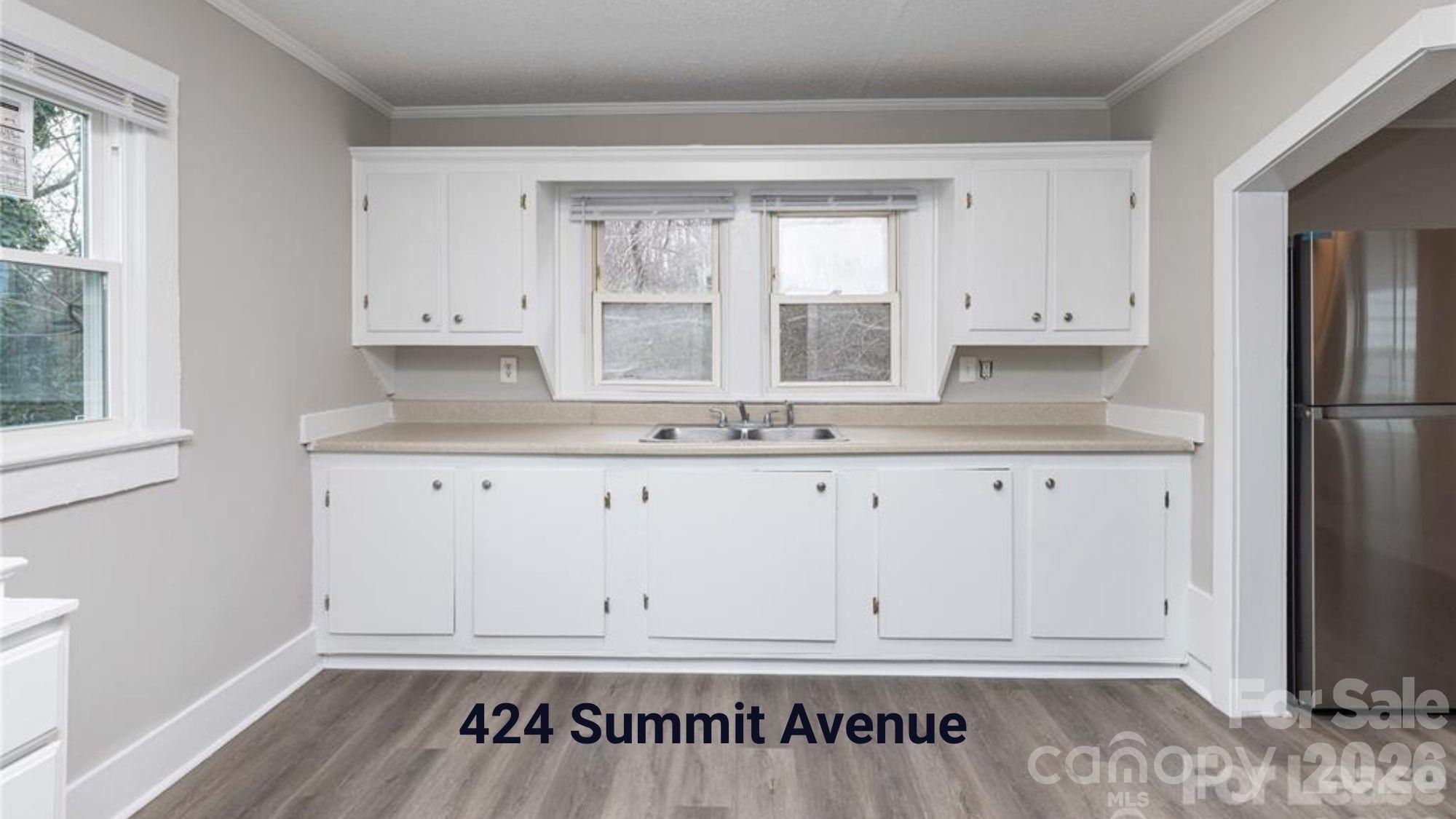 503 Coggins Avenue Property Photo 17