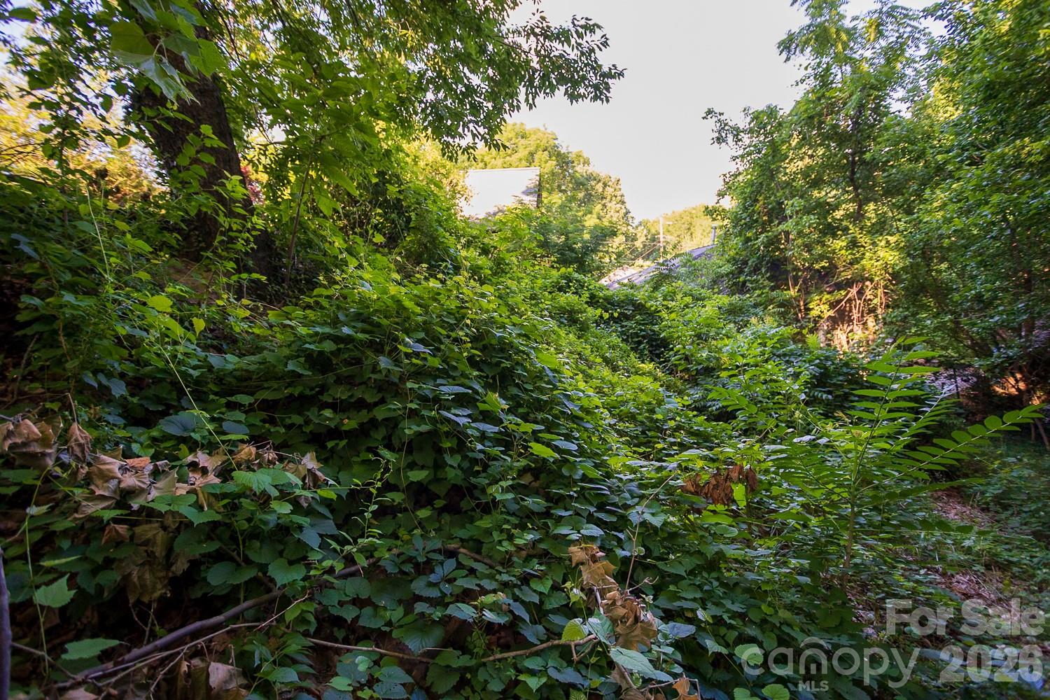 99999 Clingman Avenue Property Photo 2