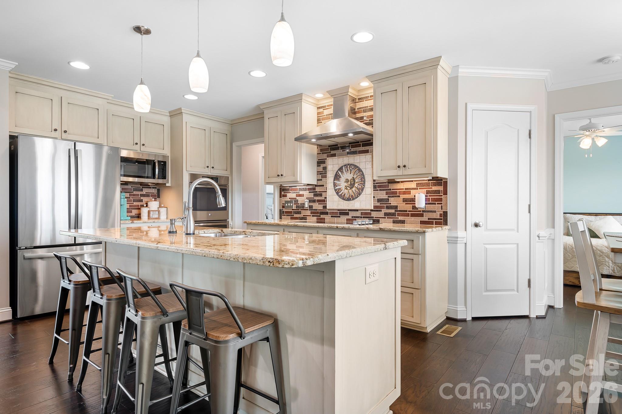 2261 Eva Court Property Photo 12