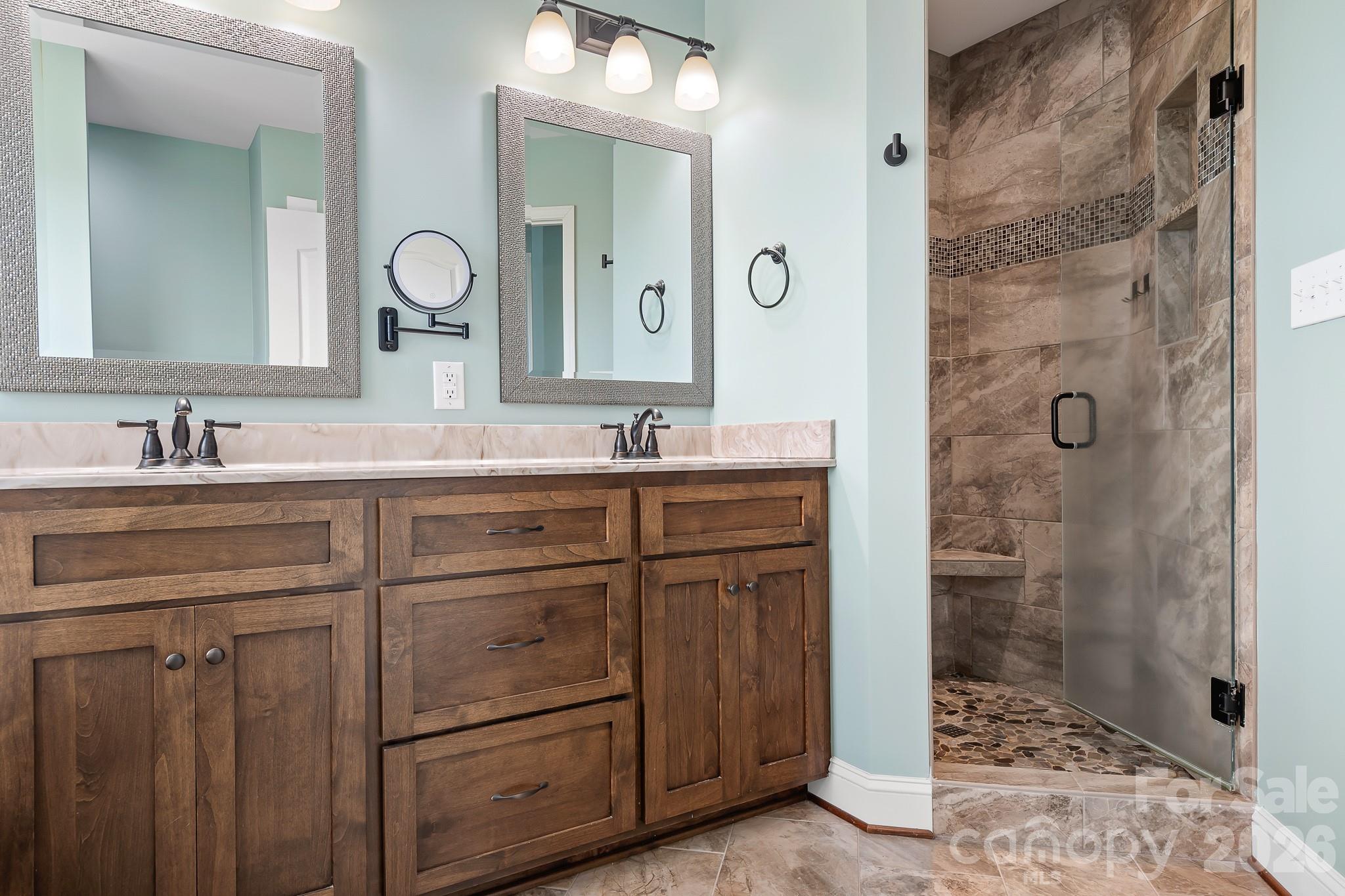 2261 Eva Court Property Photo 21