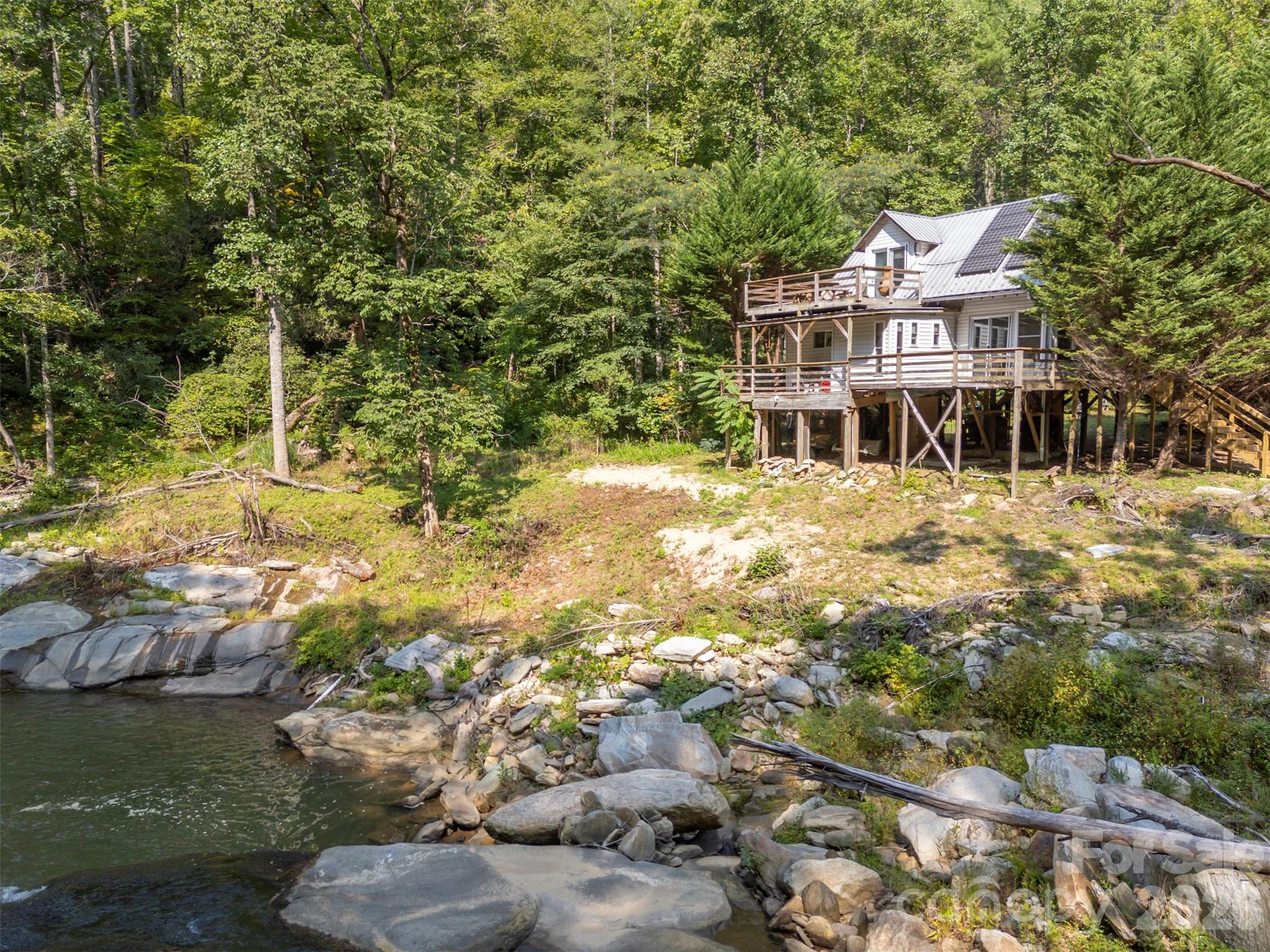 1008 Hardison Falls Trail Property Photo 1