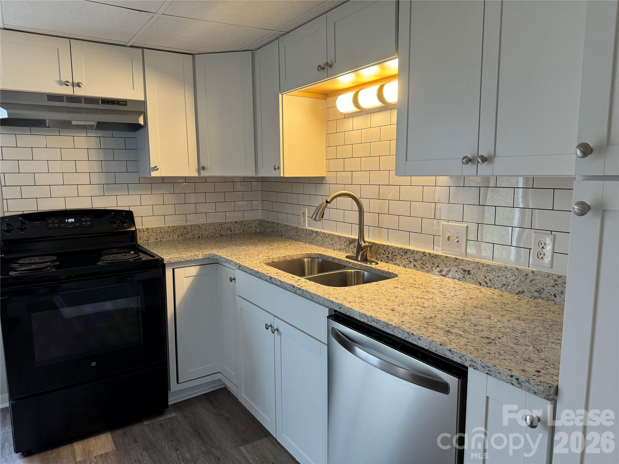 118 Ross Street B4 Property Photo 3