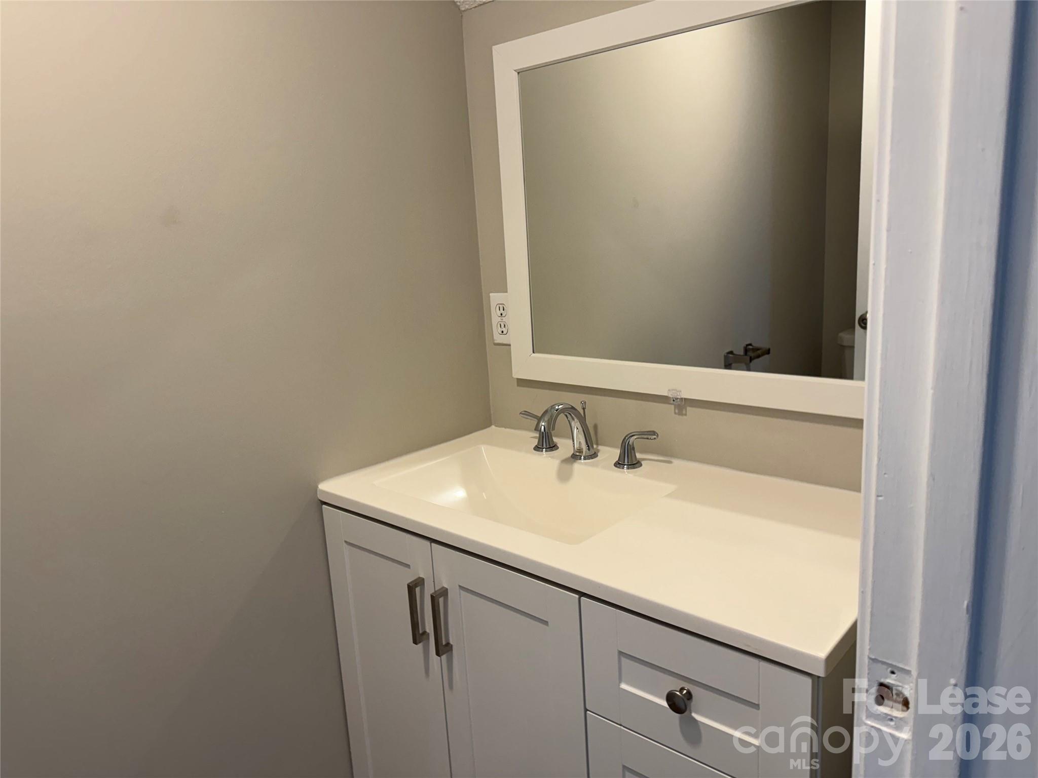118 Ross Street B4 Property Photo 12