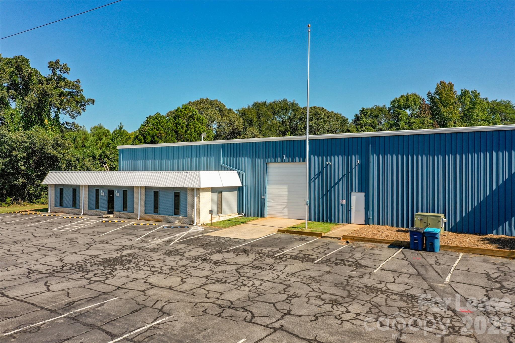 144 Industrial Drive 1 Property Photo 5
