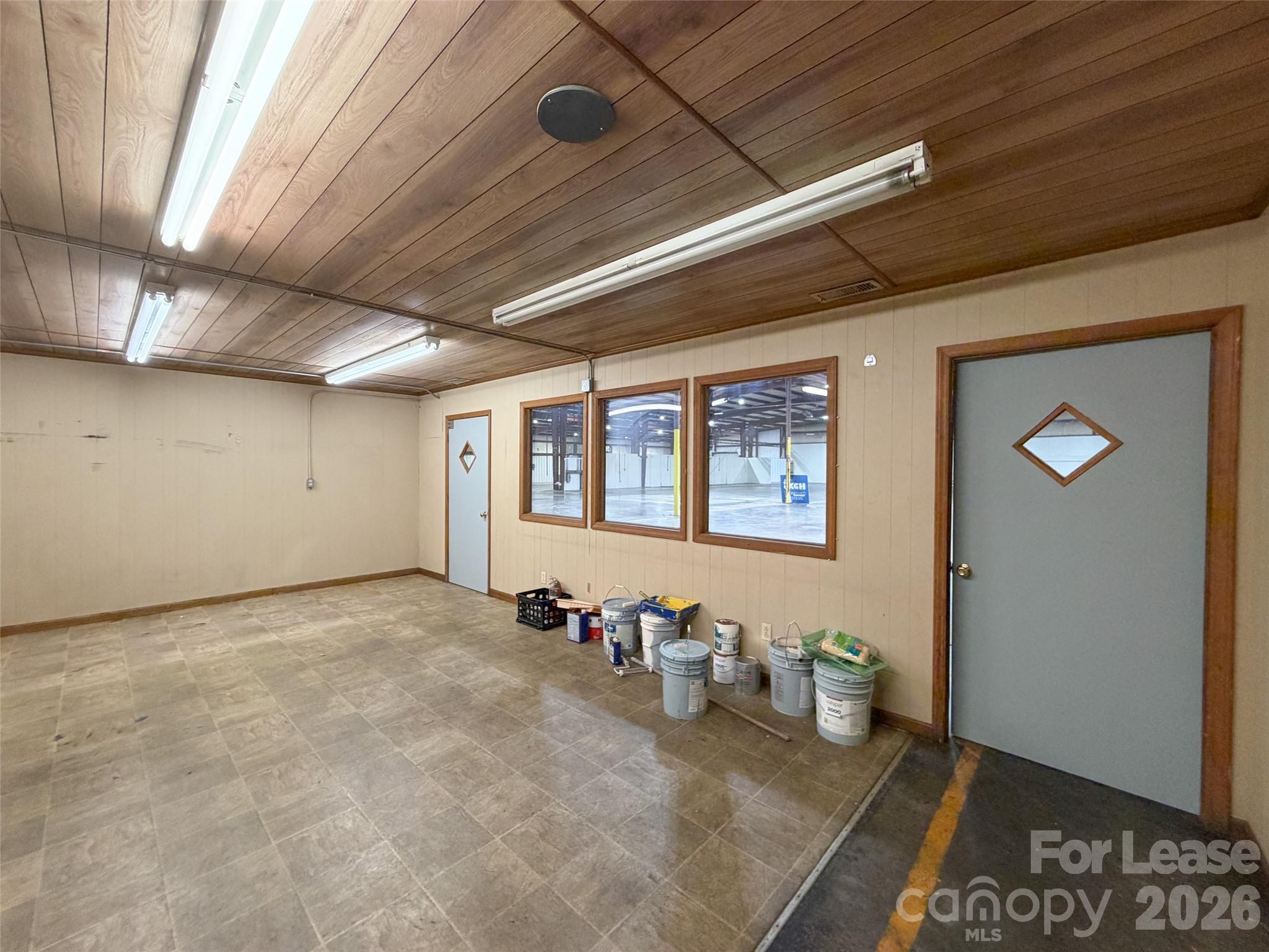 144 Industrial Drive 1 Property Photo 40