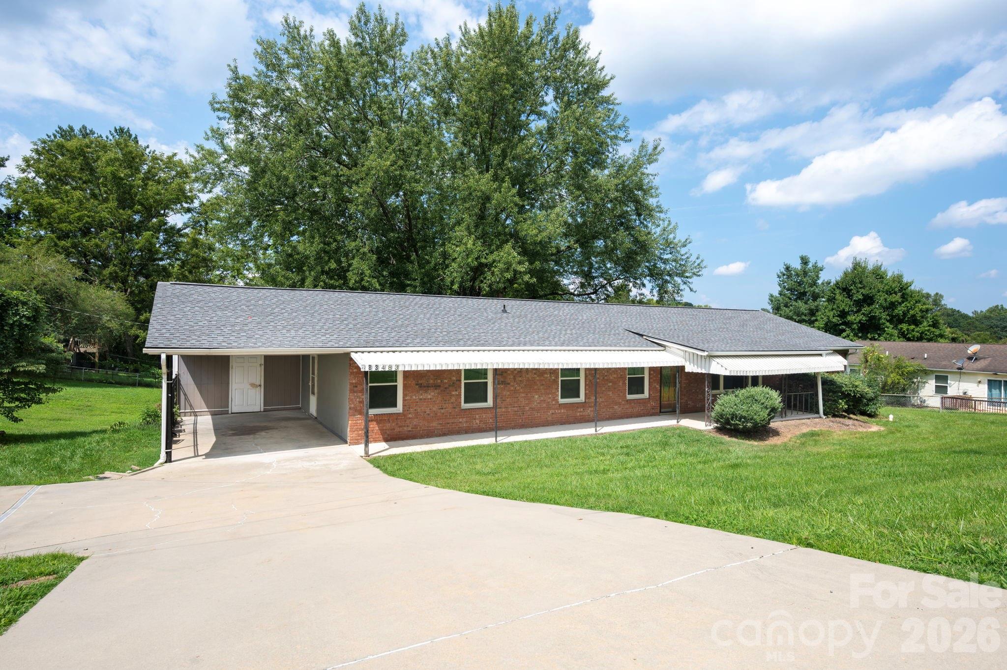 483 Caribou Road Property Photo 1