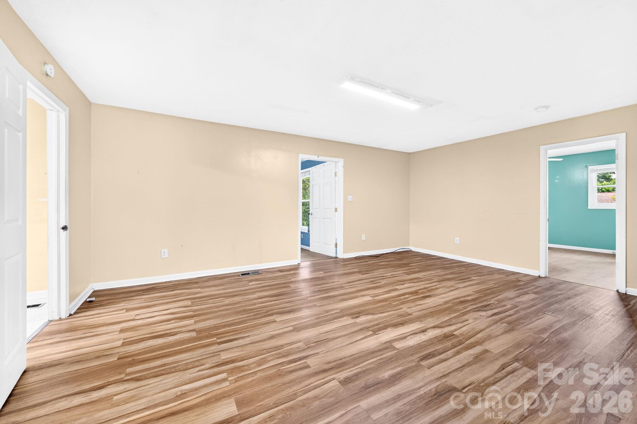 483 Caribou Road Property Photo 8