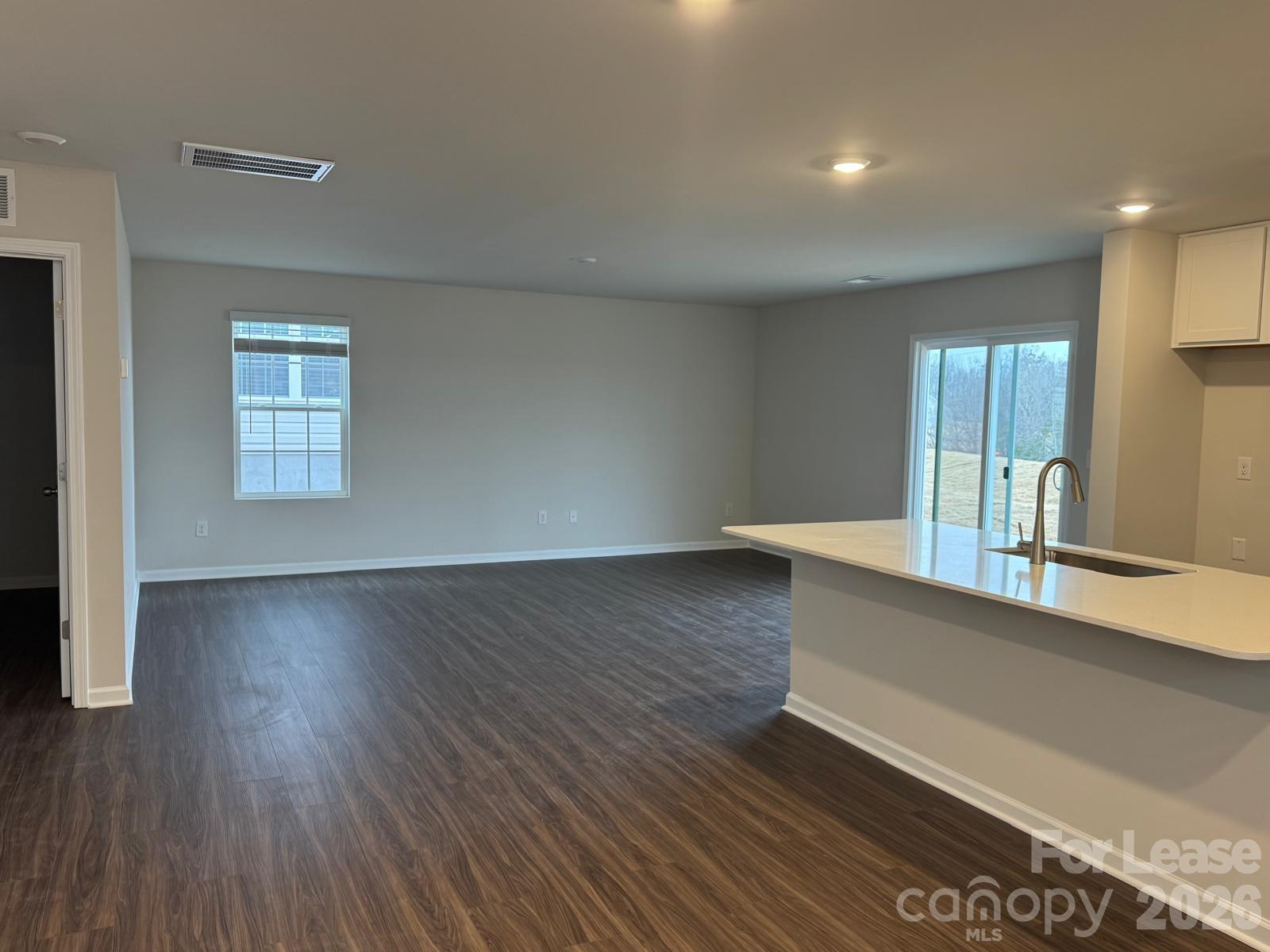 15201 Windy Plains Road Property Photo 6