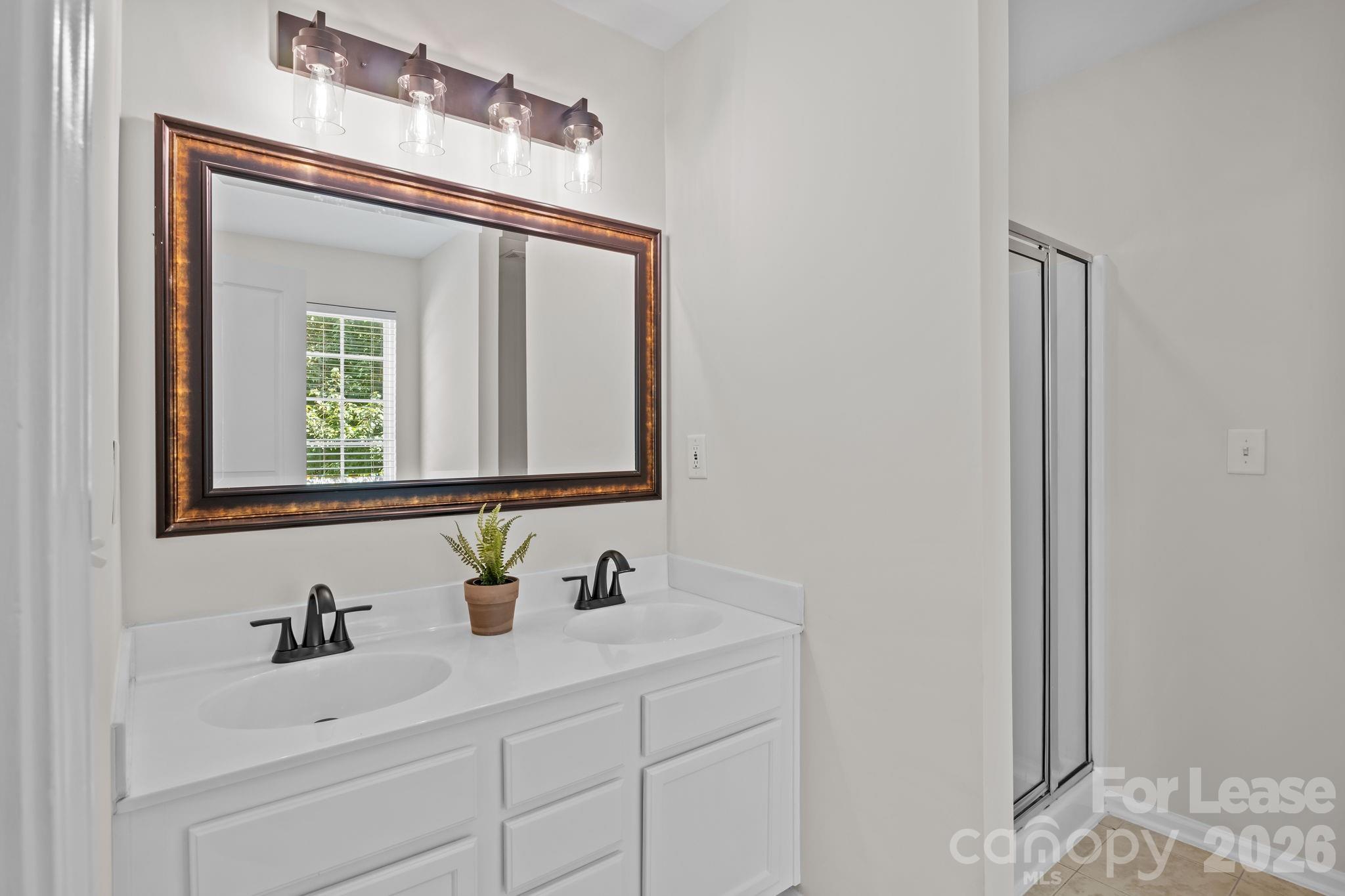 19601 Denae Lynn Drive Property Photo 26