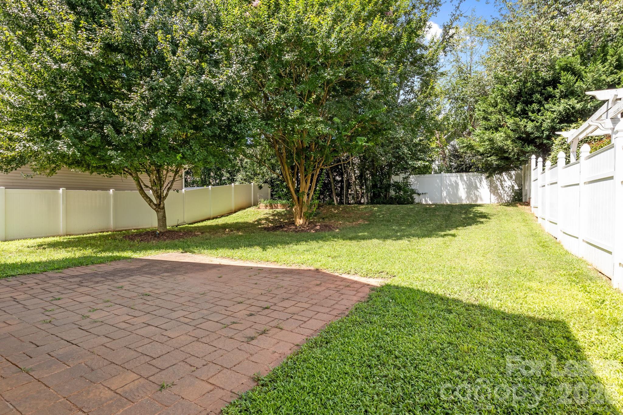 19601 Denae Lynn Drive Property Photo 32