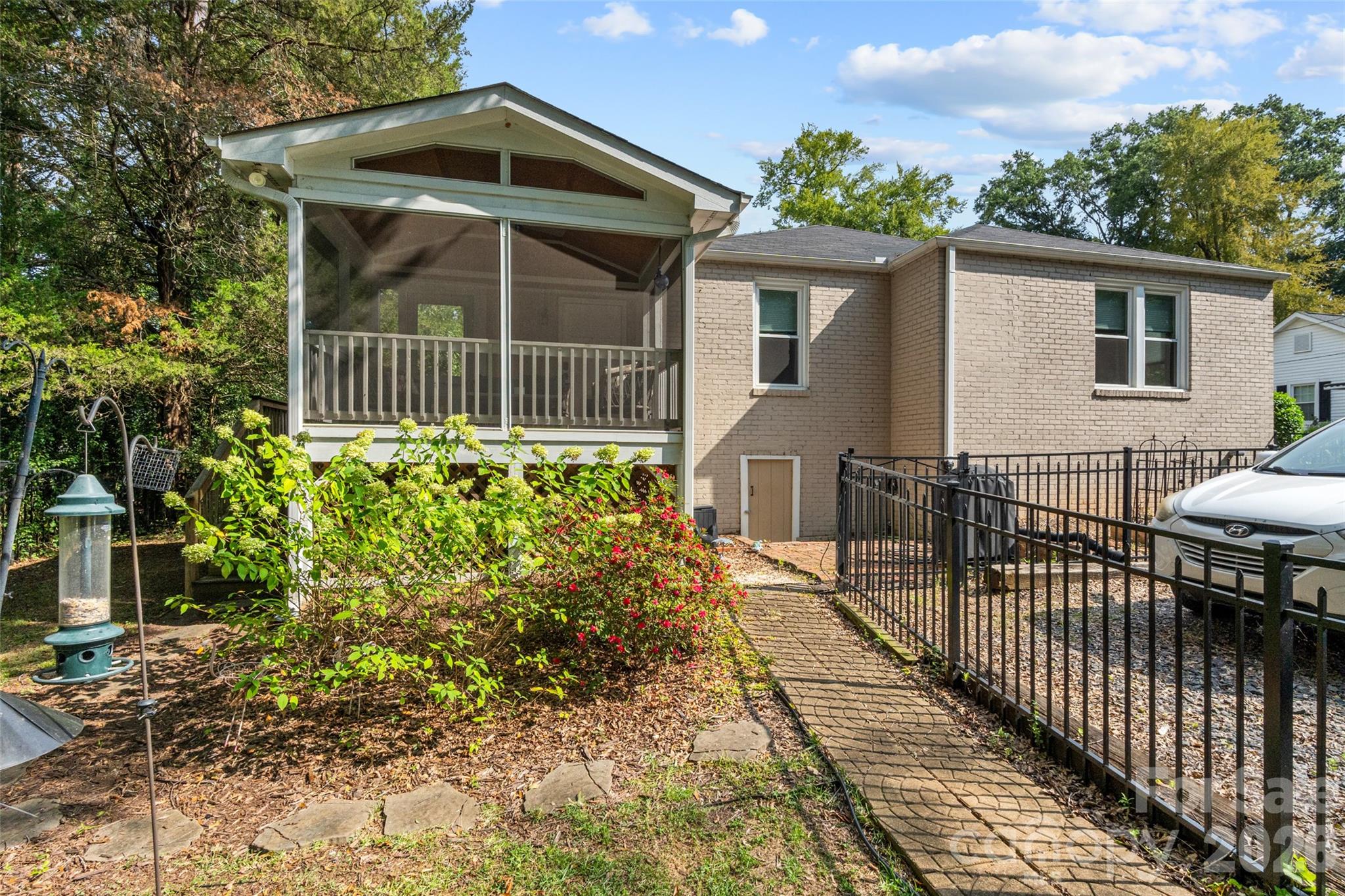 131 Spratt Street Property Photo 32
