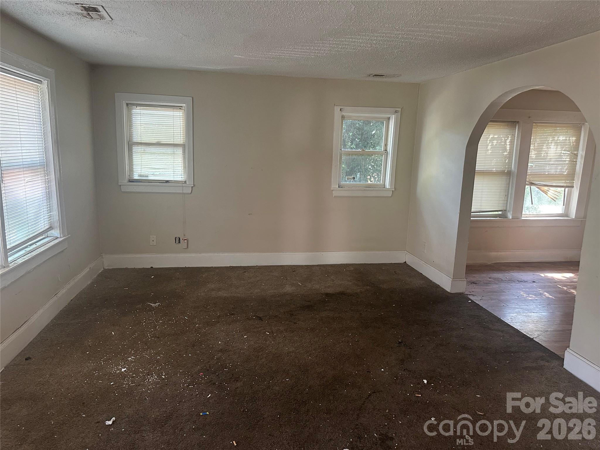 1028 Karendale Avenue Property Photo 3