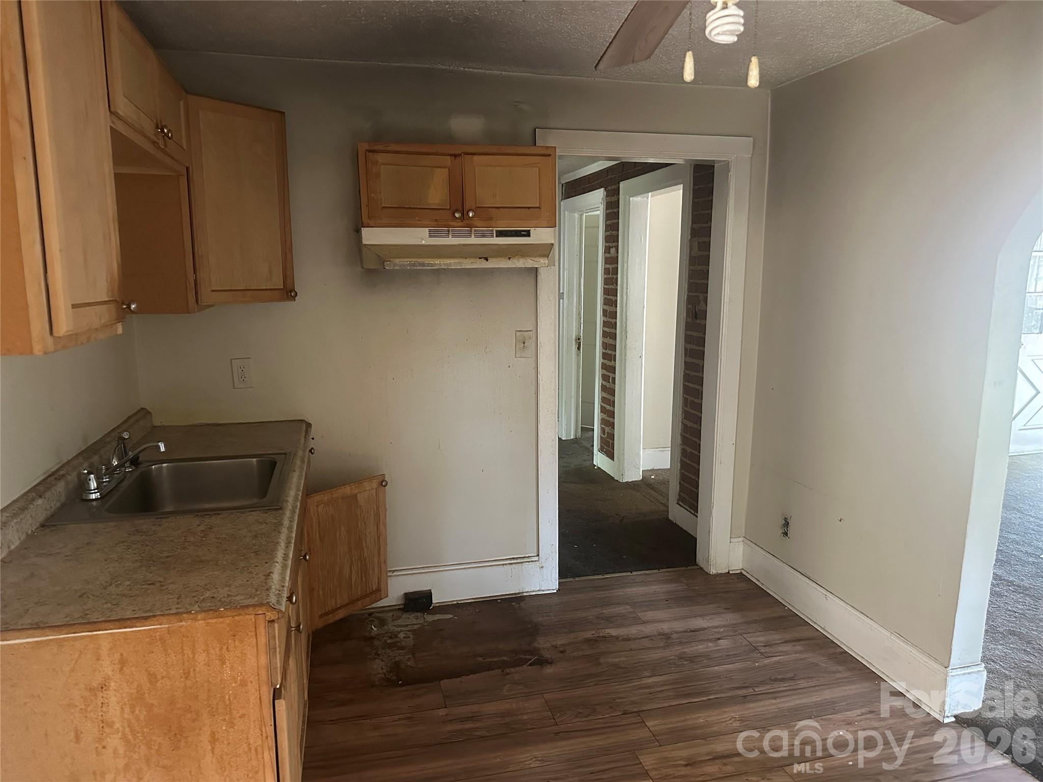 1028 Karendale Avenue Property Photo 7