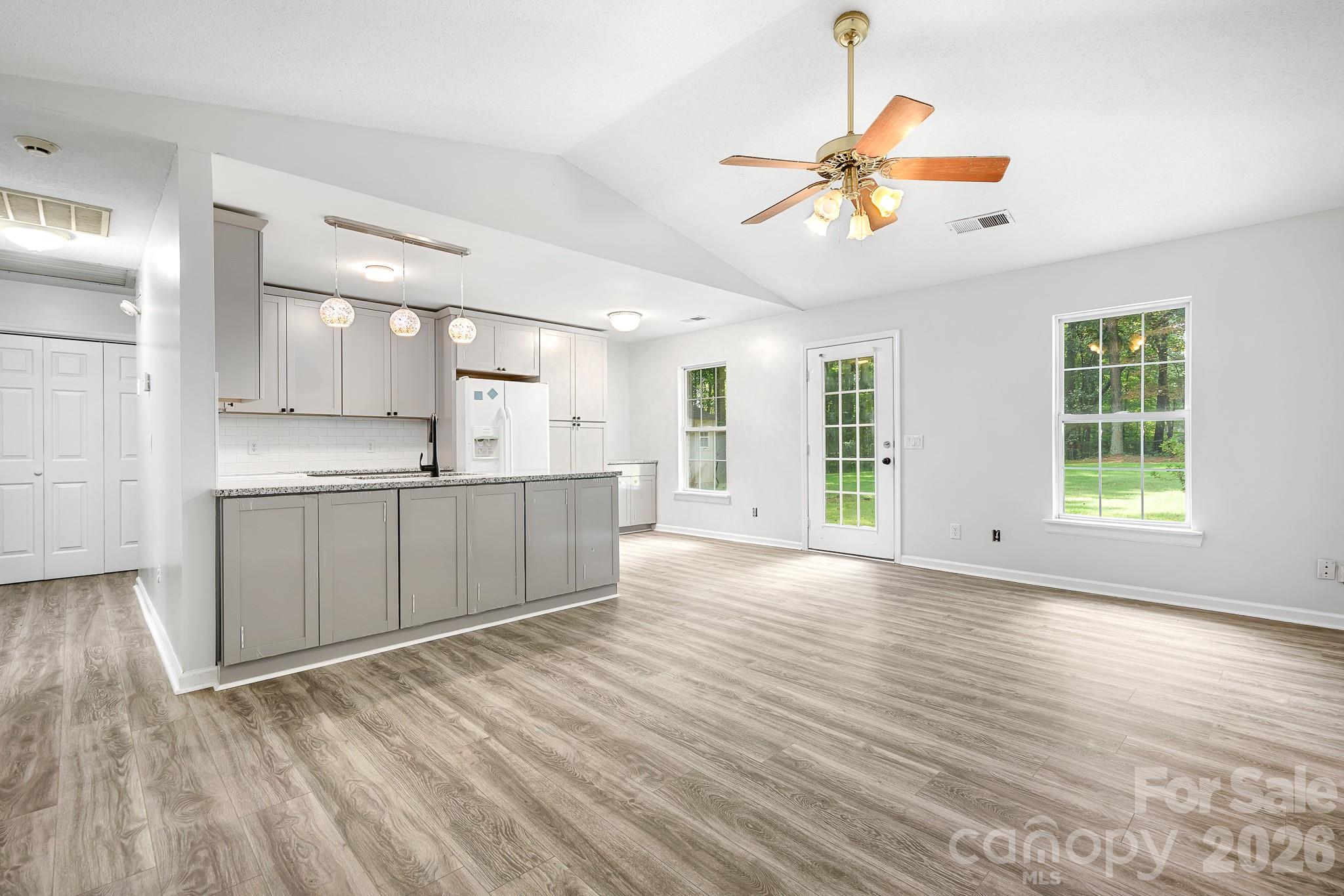 134 Mills Valley Drive Property Photo 3