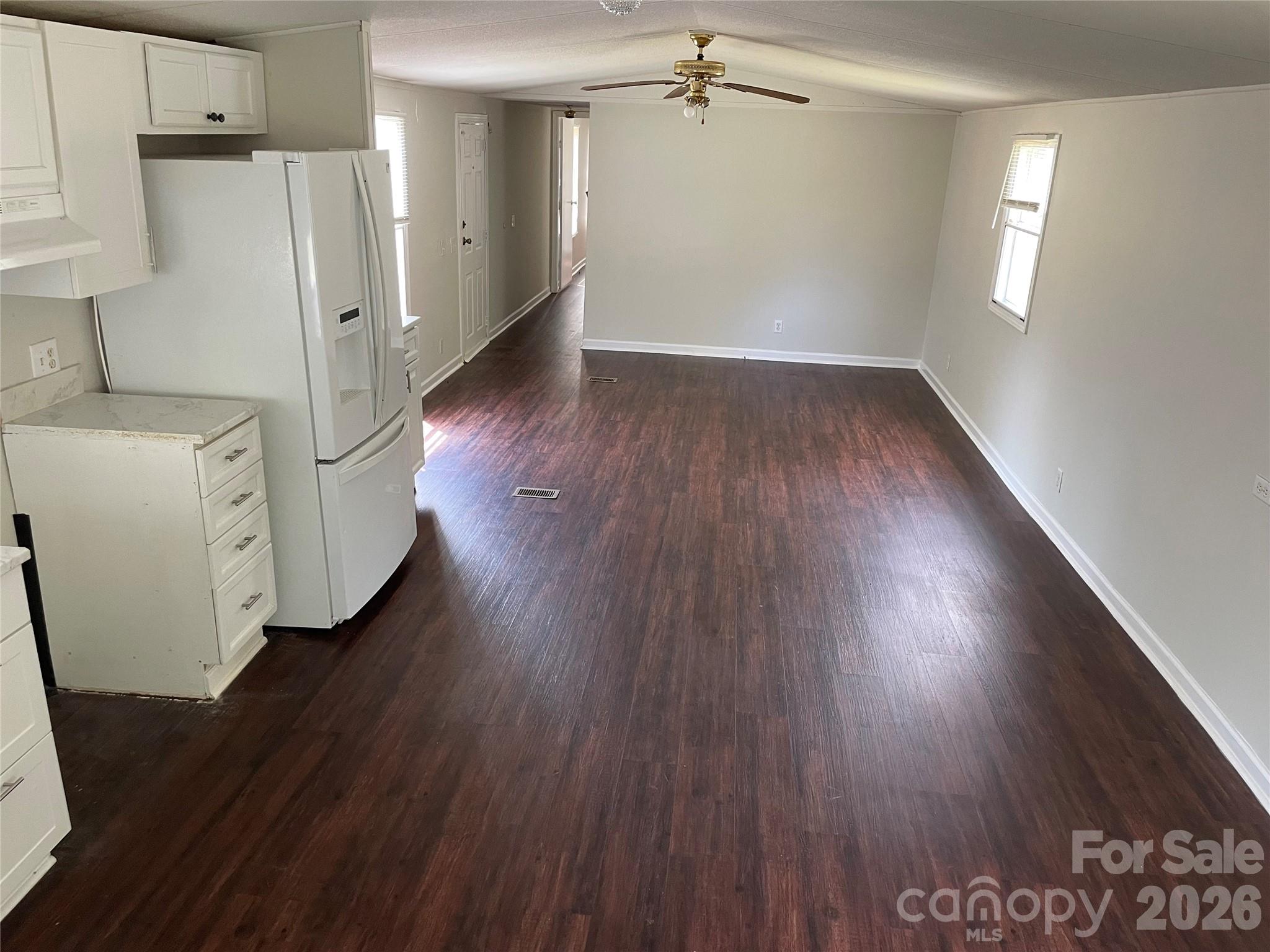 9355 Phelps Road Property Photo 6