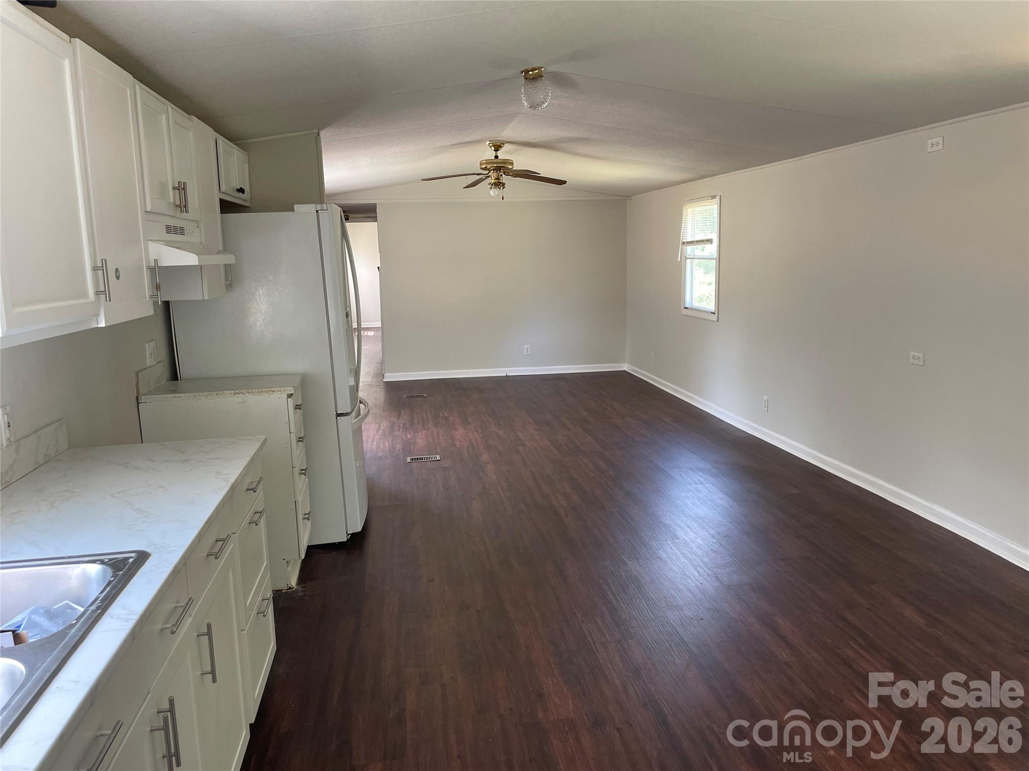 9355 Phelps Road Property Photo 7